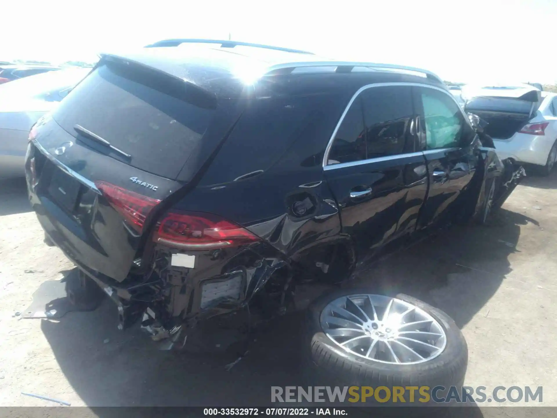 4 Photograph of a damaged car 4JGFB5KB6NA587611 MERCEDES-BENZ GLE 2022