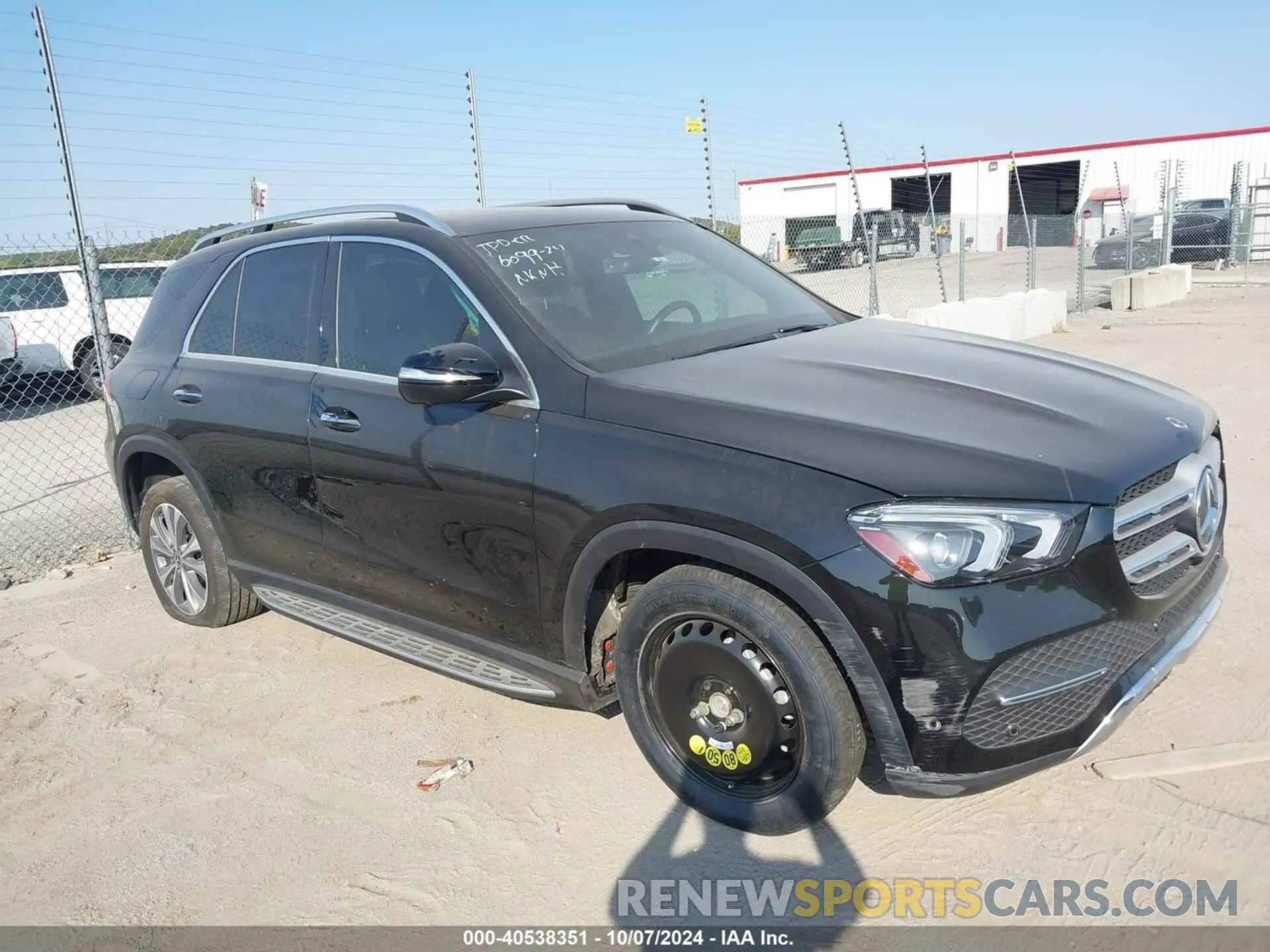 1 Photograph of a damaged car 4JGFB4KB9PA870436 MERCEDES-BENZ GLE 2023