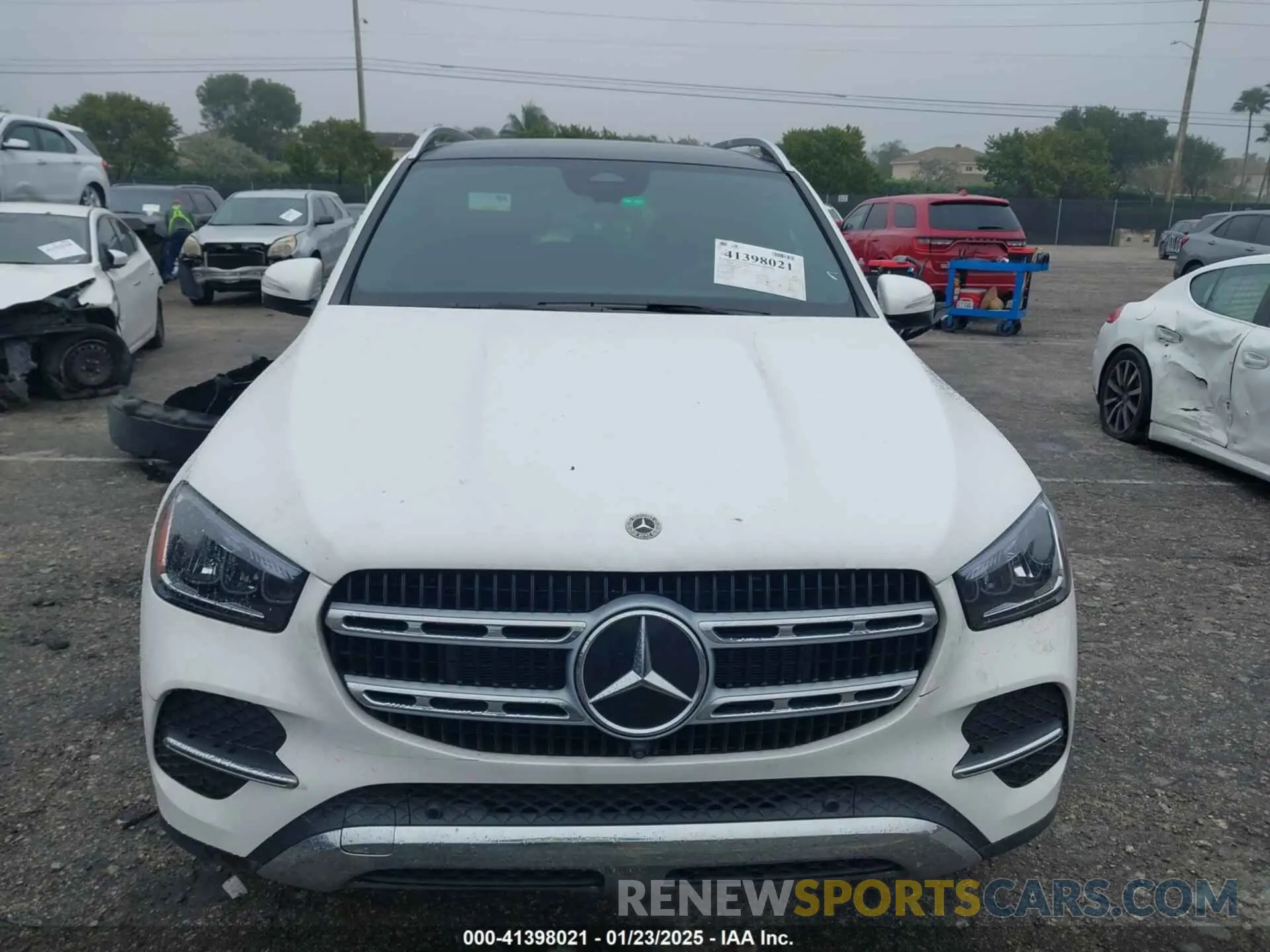 13 Photograph of a damaged car 4JGFB4FB2RA985893 MERCEDES-BENZ GLE 2024
