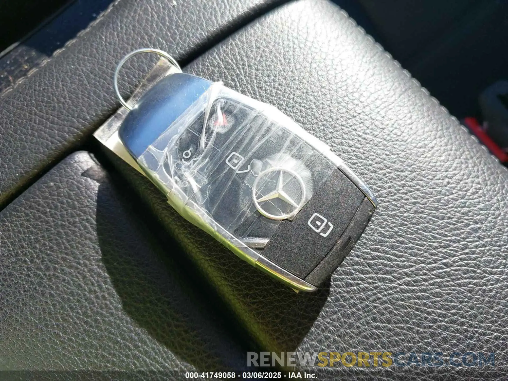 11 Photograph of a damaged car 4JGFB4FB2RB182088 MERCEDES-BENZ GLE 2024