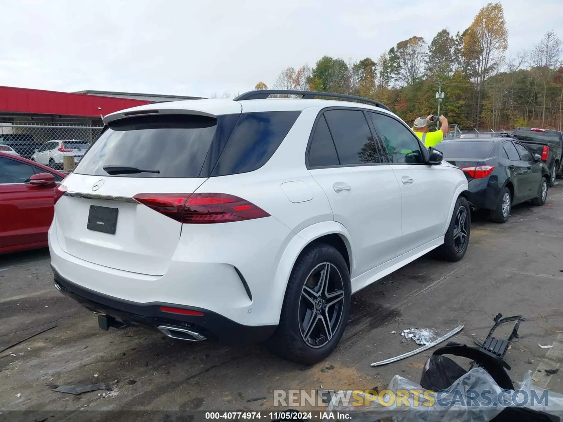 4 Photograph of a damaged car 4JGFB4FB3RB100787 MERCEDES-BENZ GLE 2024