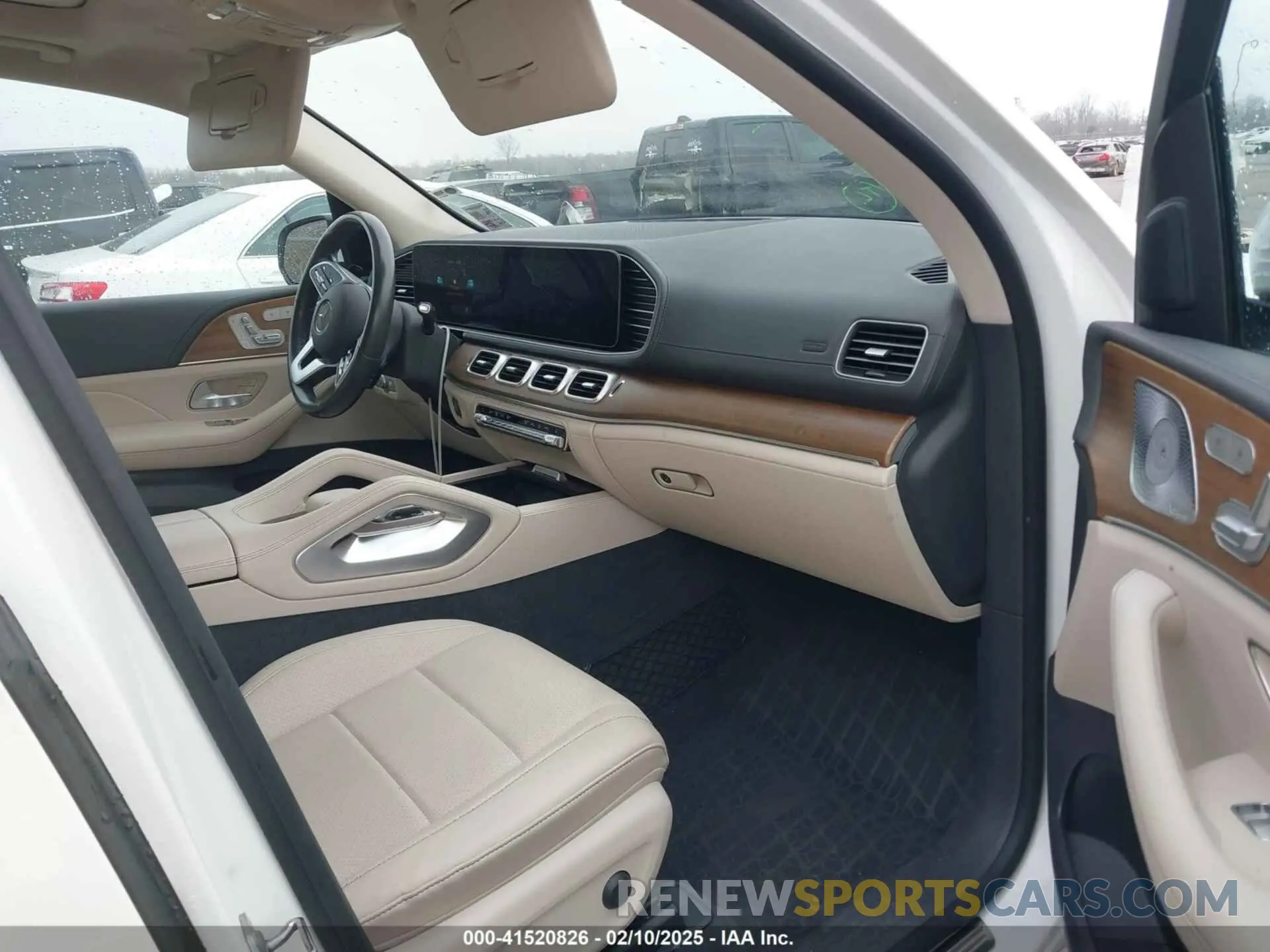 5 Photograph of a damaged car 4JGFB4JB2LA203932 MERCEDES-BENZ GLE 350 2020