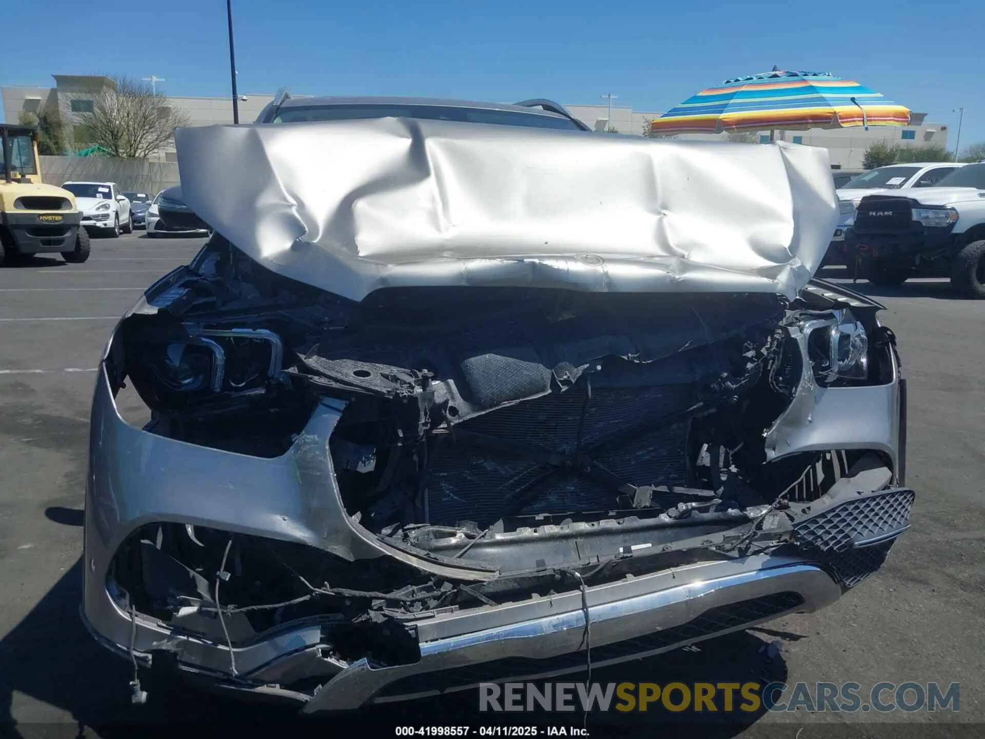 12 Photograph of a damaged car 4JGFB4JB3LA282267 MERCEDES-BENZ GLE 350 2020