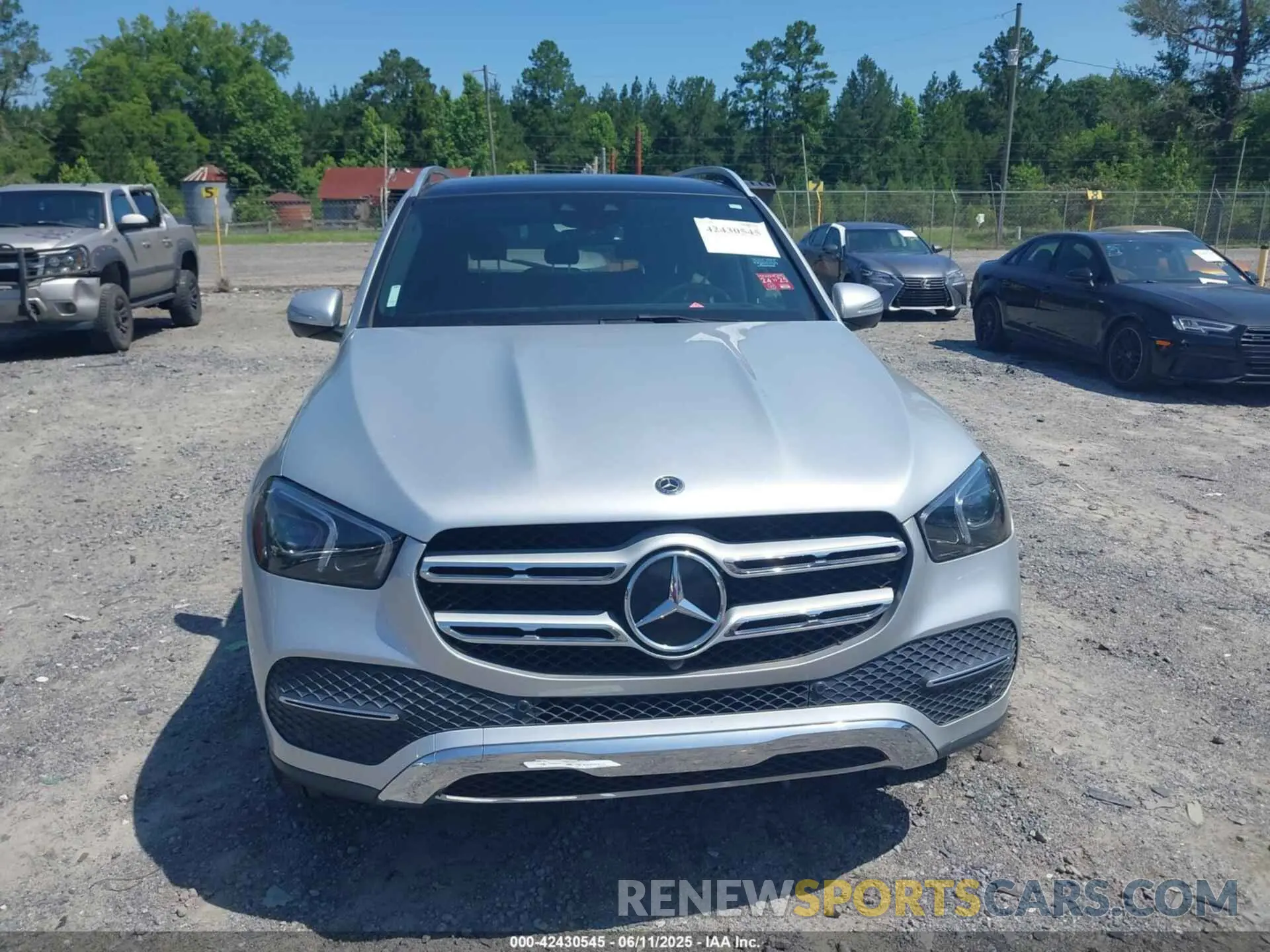 12 Photograph of a damaged car 4JGFB4JB4LA139912 MERCEDES-BENZ GLE 350 2020