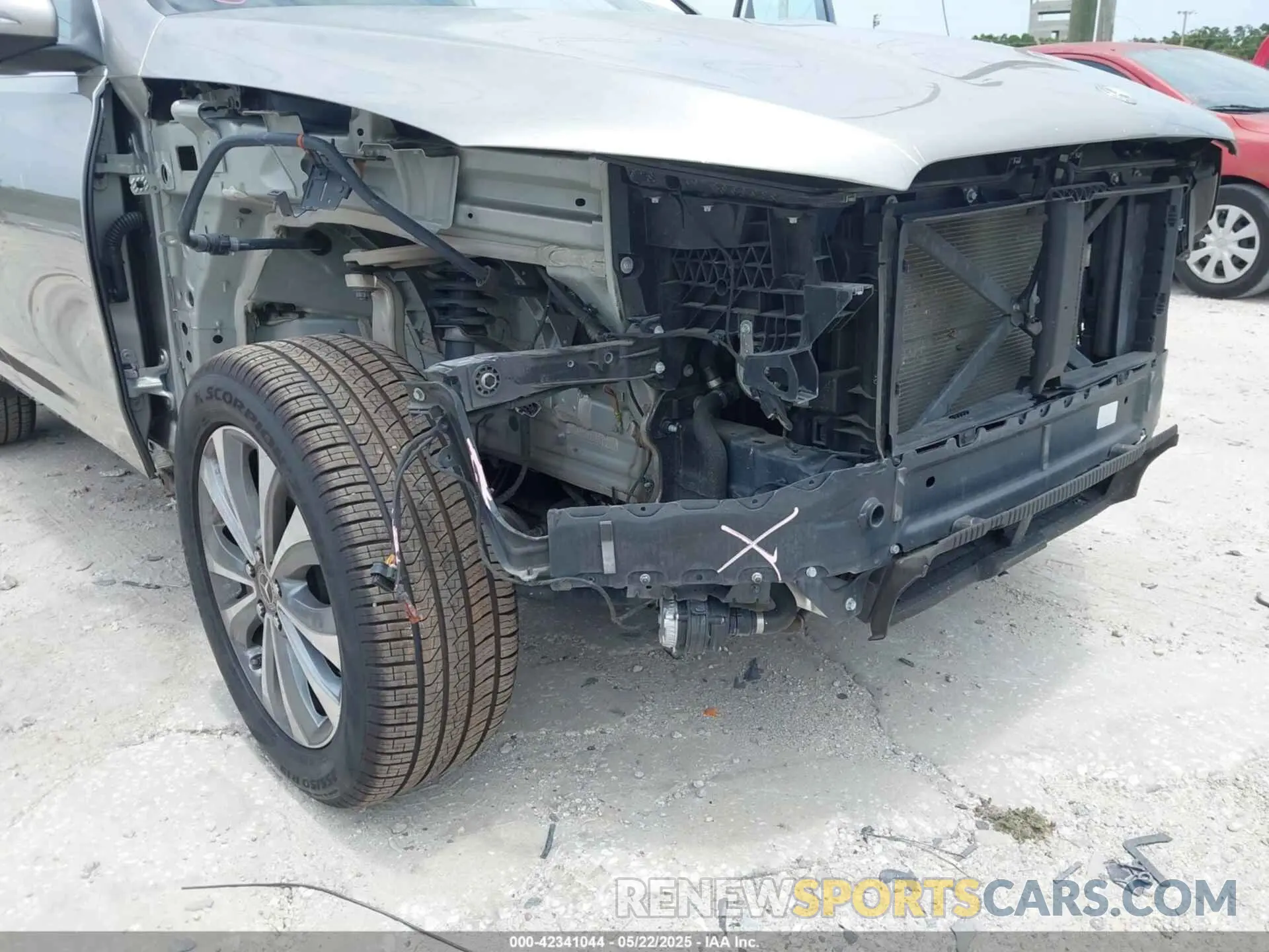 6 Photograph of a damaged car 4JGFB4JB6LA153584 MERCEDES-BENZ GLE 350 2020