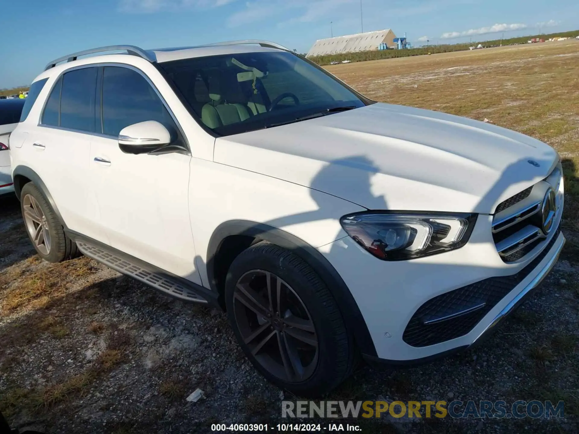 1 Photograph of a damaged car 4JGFB4JB7LA227692 MERCEDES-BENZ GLE 350 2020