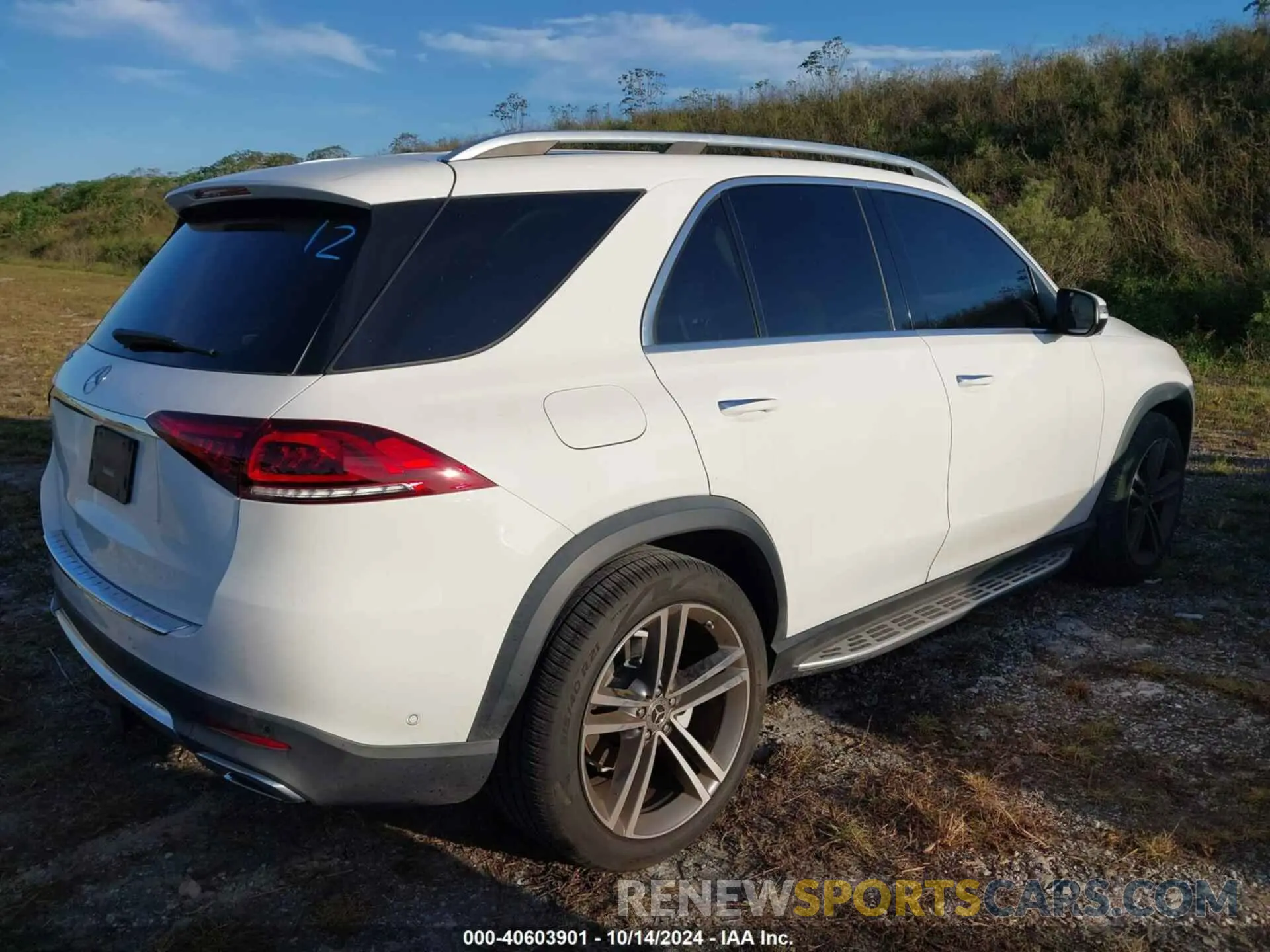 4 Photograph of a damaged car 4JGFB4JB7LA227692 MERCEDES-BENZ GLE 350 2020