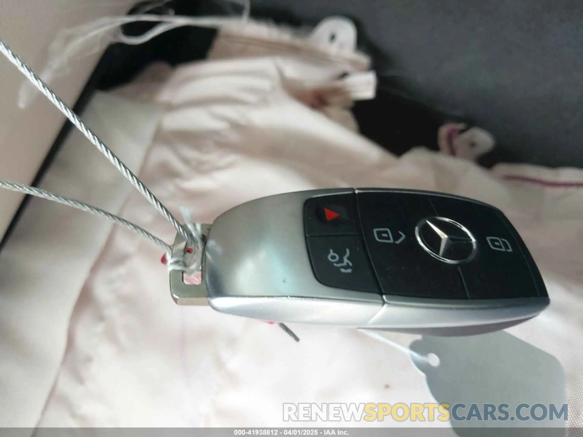 11 Photograph of a damaged car 4JGFB4JB7LA247604 MERCEDES-BENZ GLE 350 2020