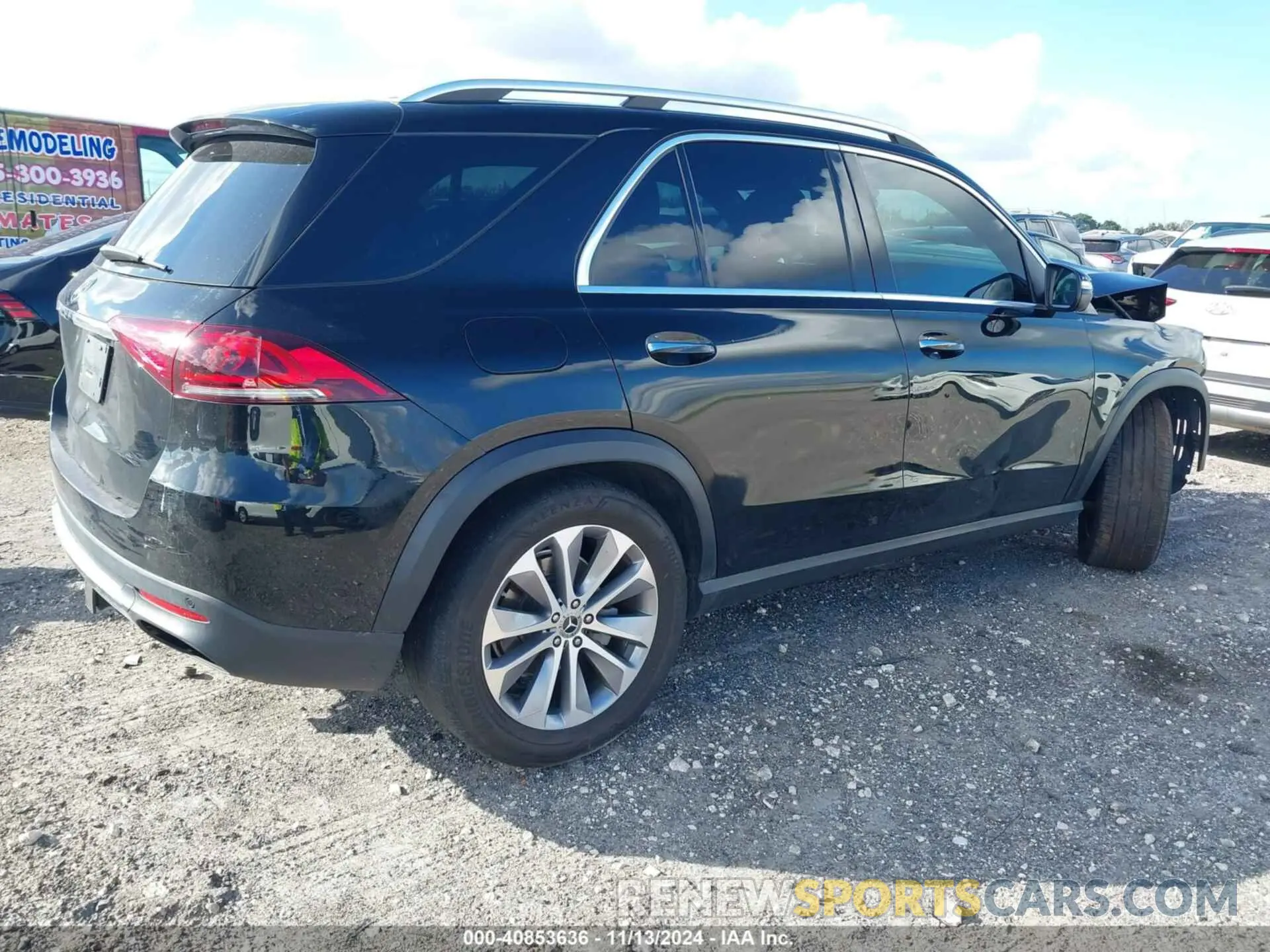 4 Photograph of a damaged car 4JGFB4JB9LA149836 MERCEDES-BENZ GLE 350 2020