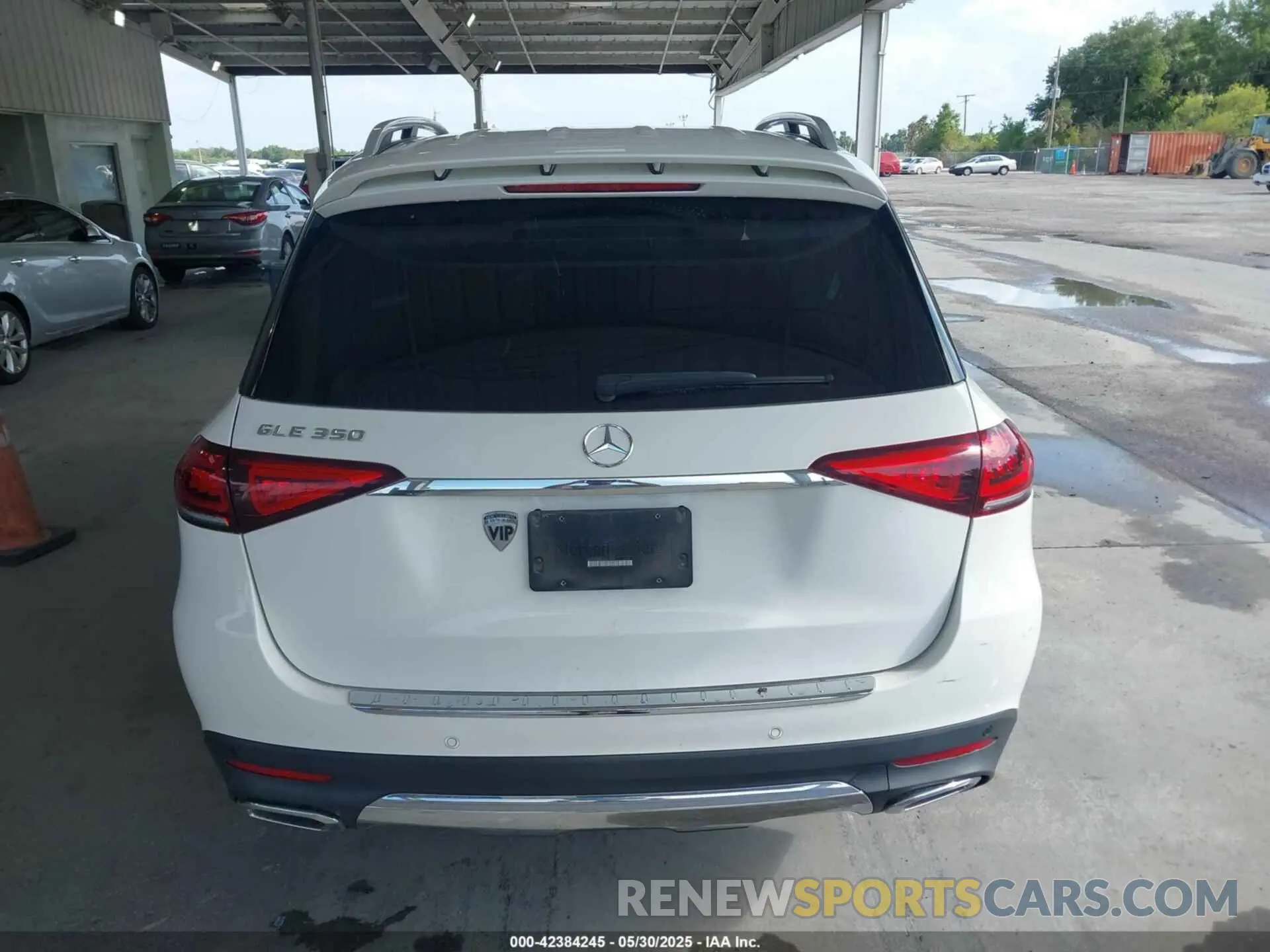 16 Photograph of a damaged car 4JGFB4JB9LA231579 MERCEDES-BENZ GLE 350 2020