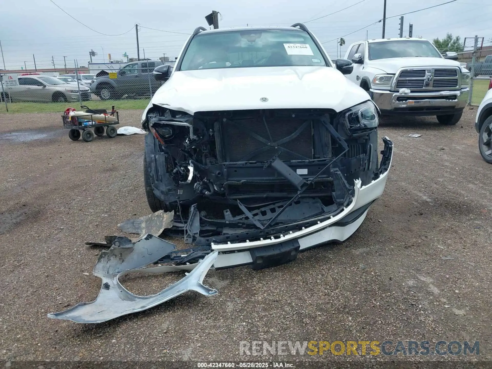 12 Photograph of a damaged car 4JGFB4JEXLA193905 MERCEDES-BENZ GLE 350 2020