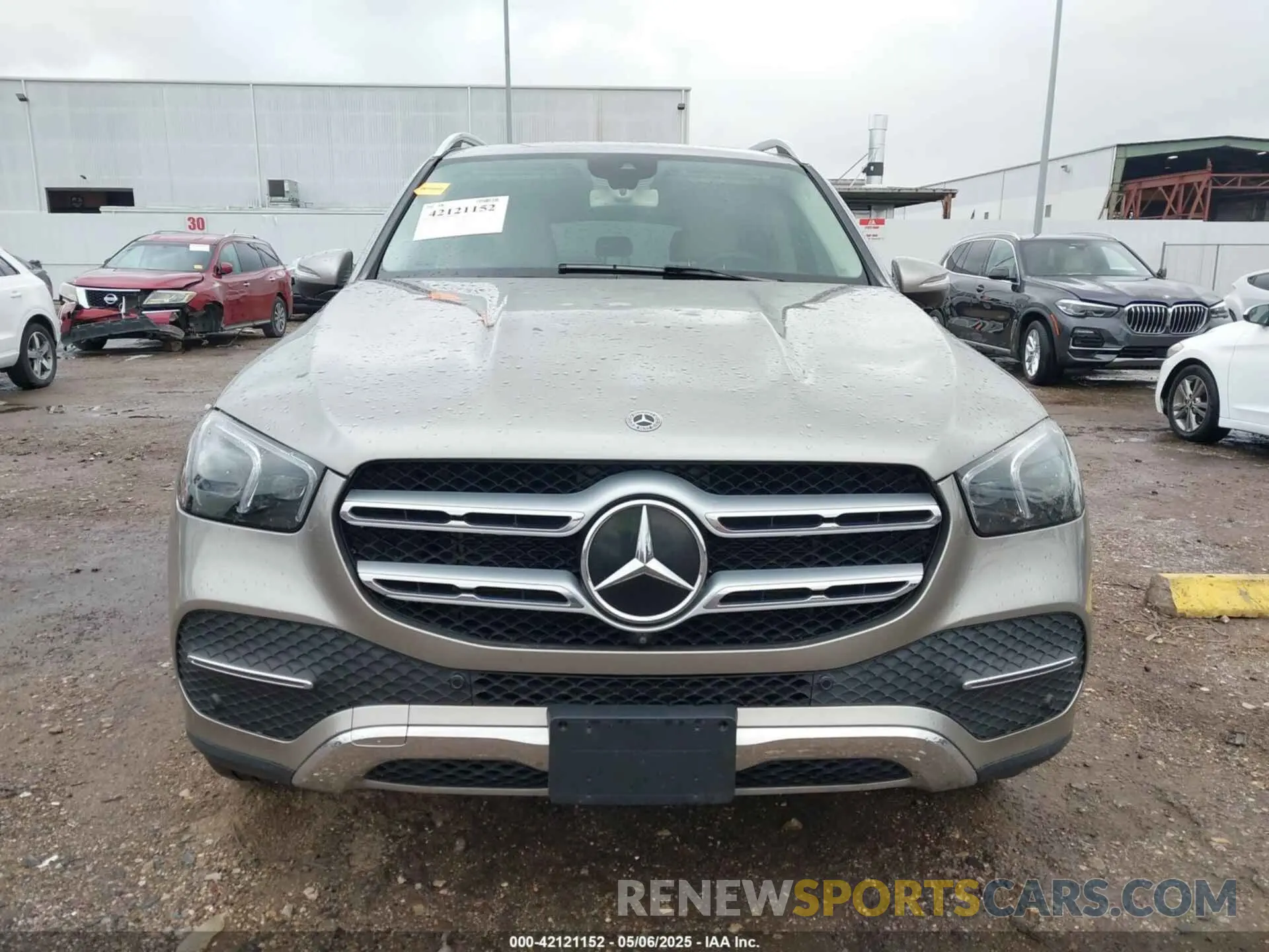 12 Photograph of a damaged car 4JGFB4KB2LA033392 MERCEDES-BENZ GLE 350 2020