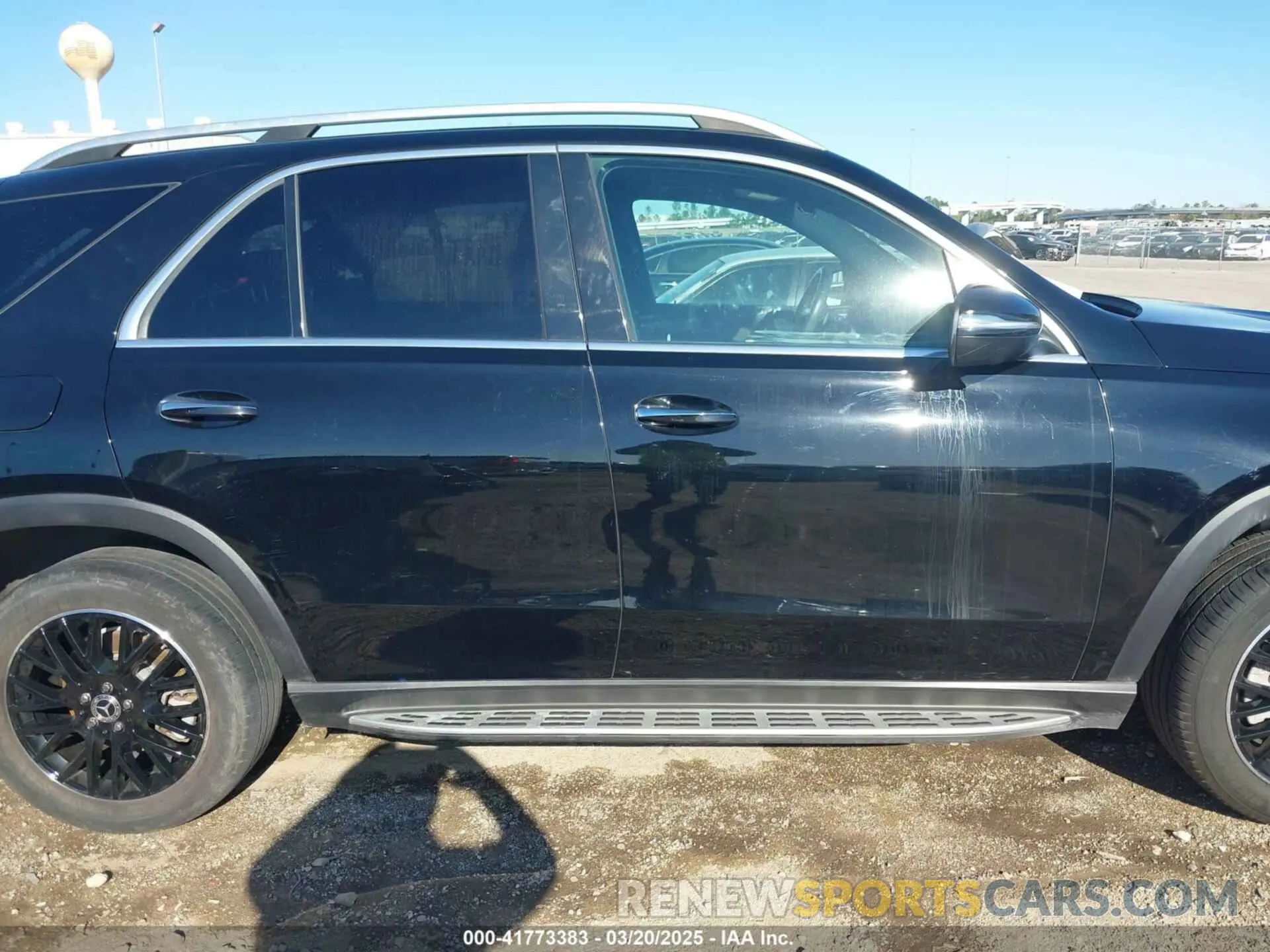 14 Photograph of a damaged car 4JGFB4KB3LA036673 MERCEDES-BENZ GLE 350 2020