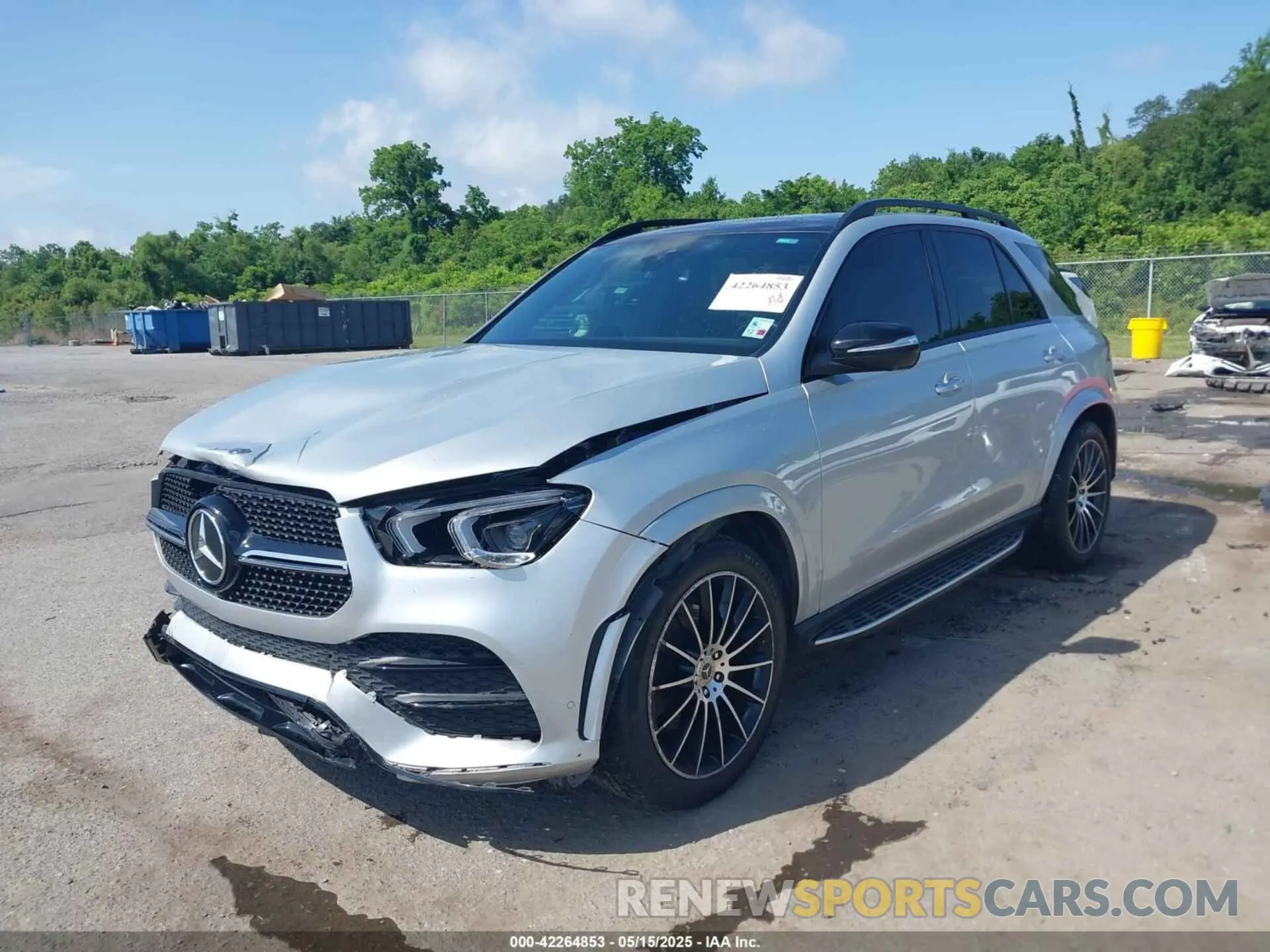 2 Photograph of a damaged car 4JGFB4KB3LA060178 MERCEDES-BENZ GLE 350 2020