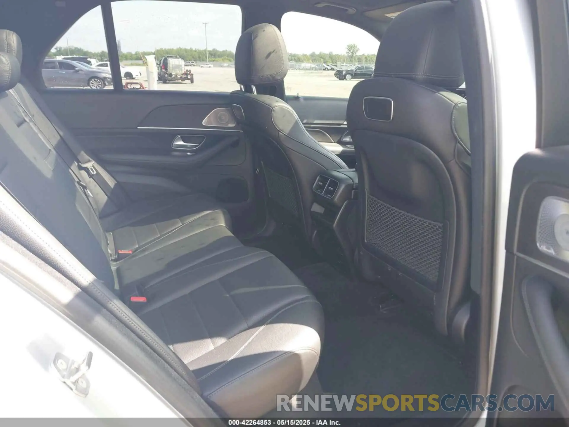 8 Photograph of a damaged car 4JGFB4KB3LA060178 MERCEDES-BENZ GLE 350 2020
