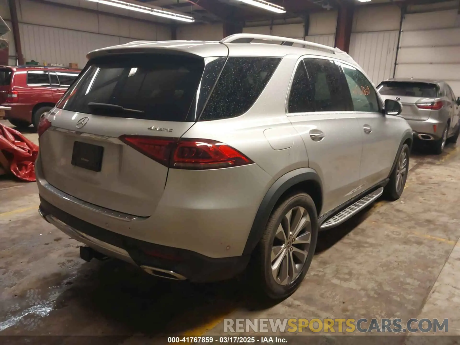 4 Photograph of a damaged car 4JGFB4KB3LA086666 MERCEDES-BENZ GLE 350 2020