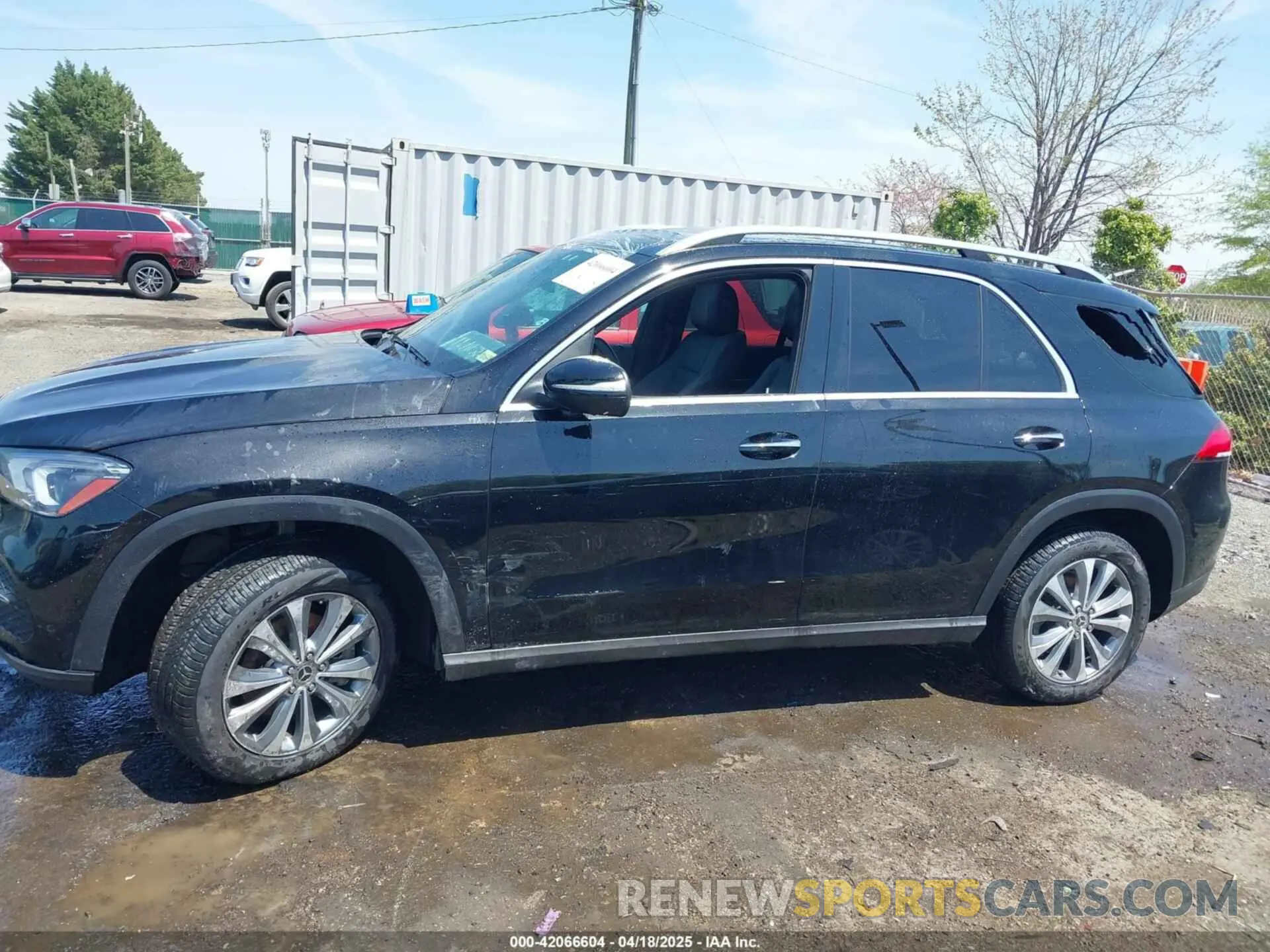 13 Photograph of a damaged car 4JGFB4KB3LA151046 MERCEDES-BENZ GLE 350 2020