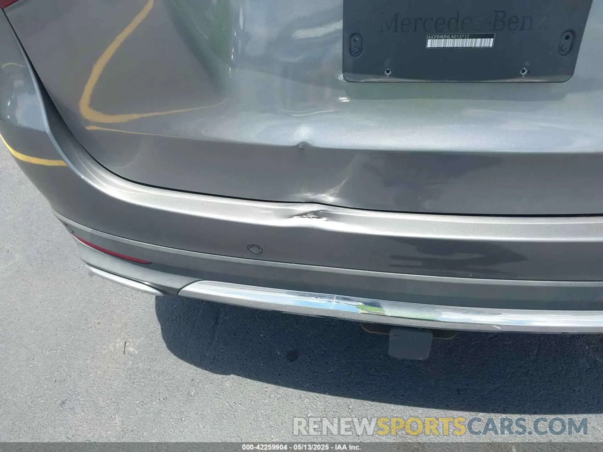 19 Photograph of a damaged car 4JGFB4KB4LA013712 MERCEDES-BENZ GLE 350 2020