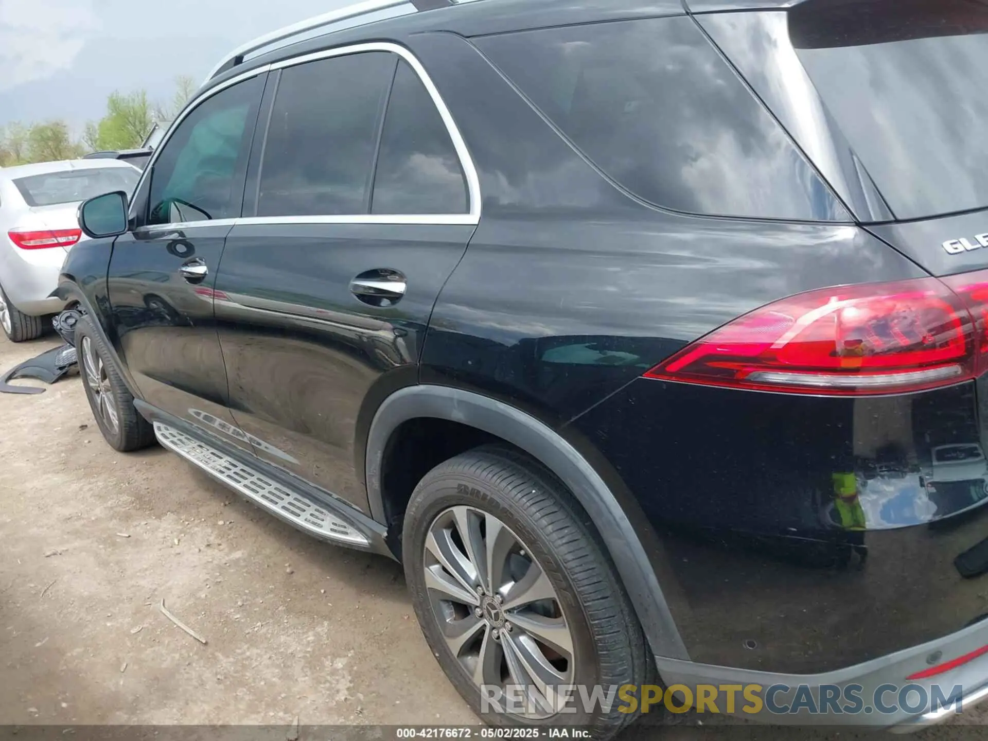 15 Photograph of a damaged car 4JGFB4KB4LA038559 MERCEDES-BENZ GLE 350 2020
