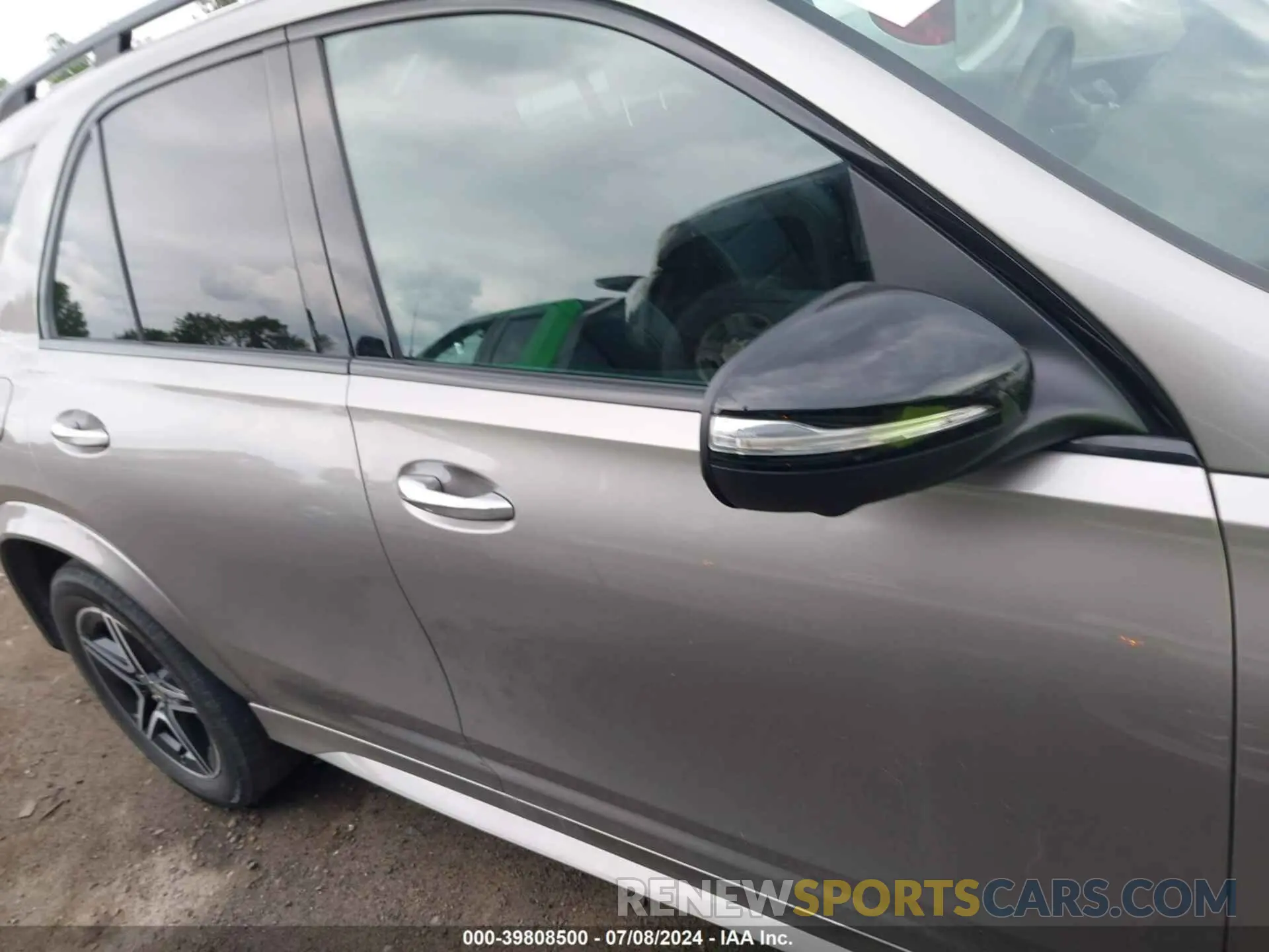 13 Photograph of a damaged car 4JGFB4KB4LA249597 MERCEDES-BENZ GLE 350 2020