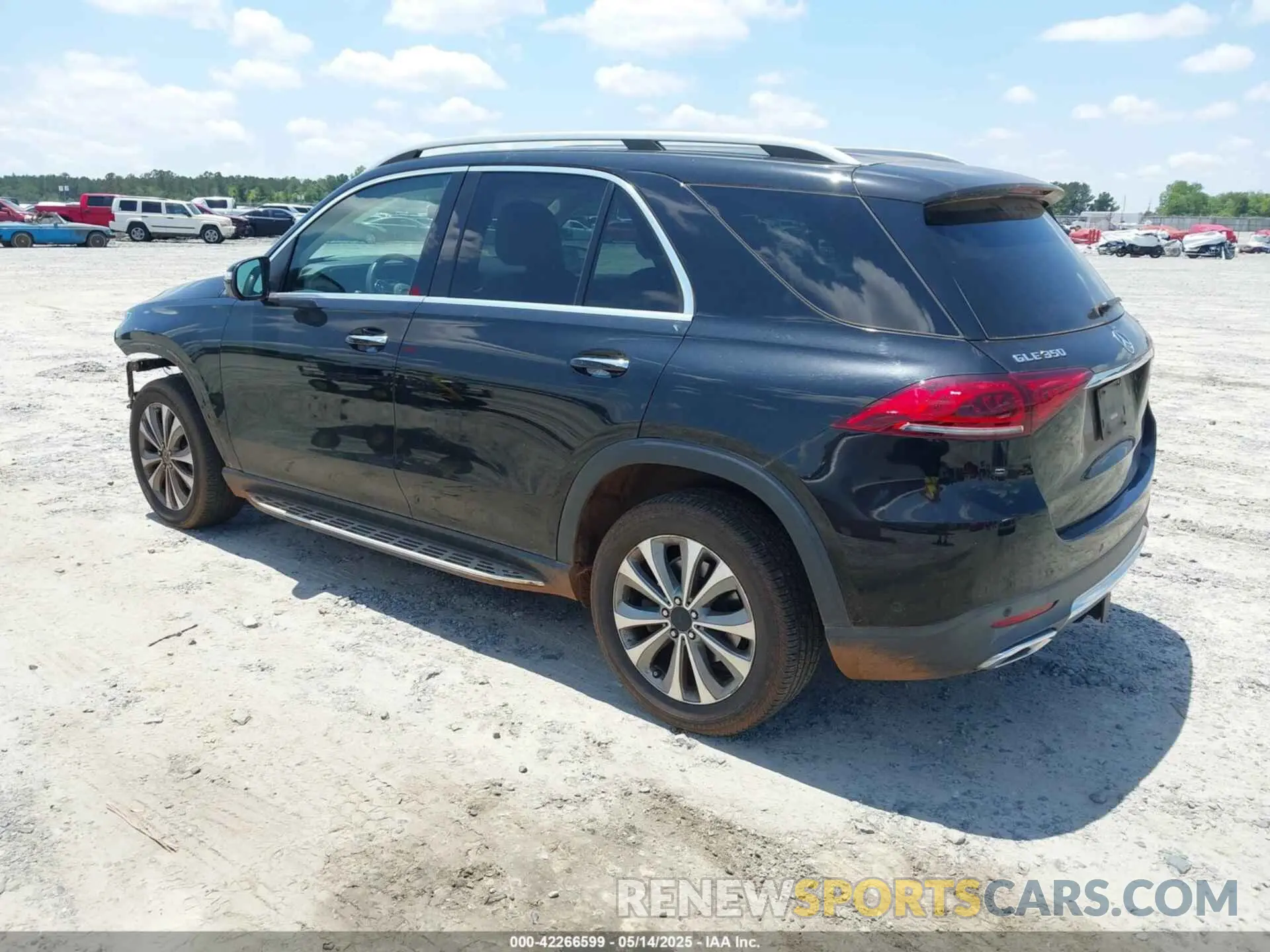 3 Photograph of a damaged car 4JGFB4KB5LA051787 MERCEDES-BENZ GLE 350 2020