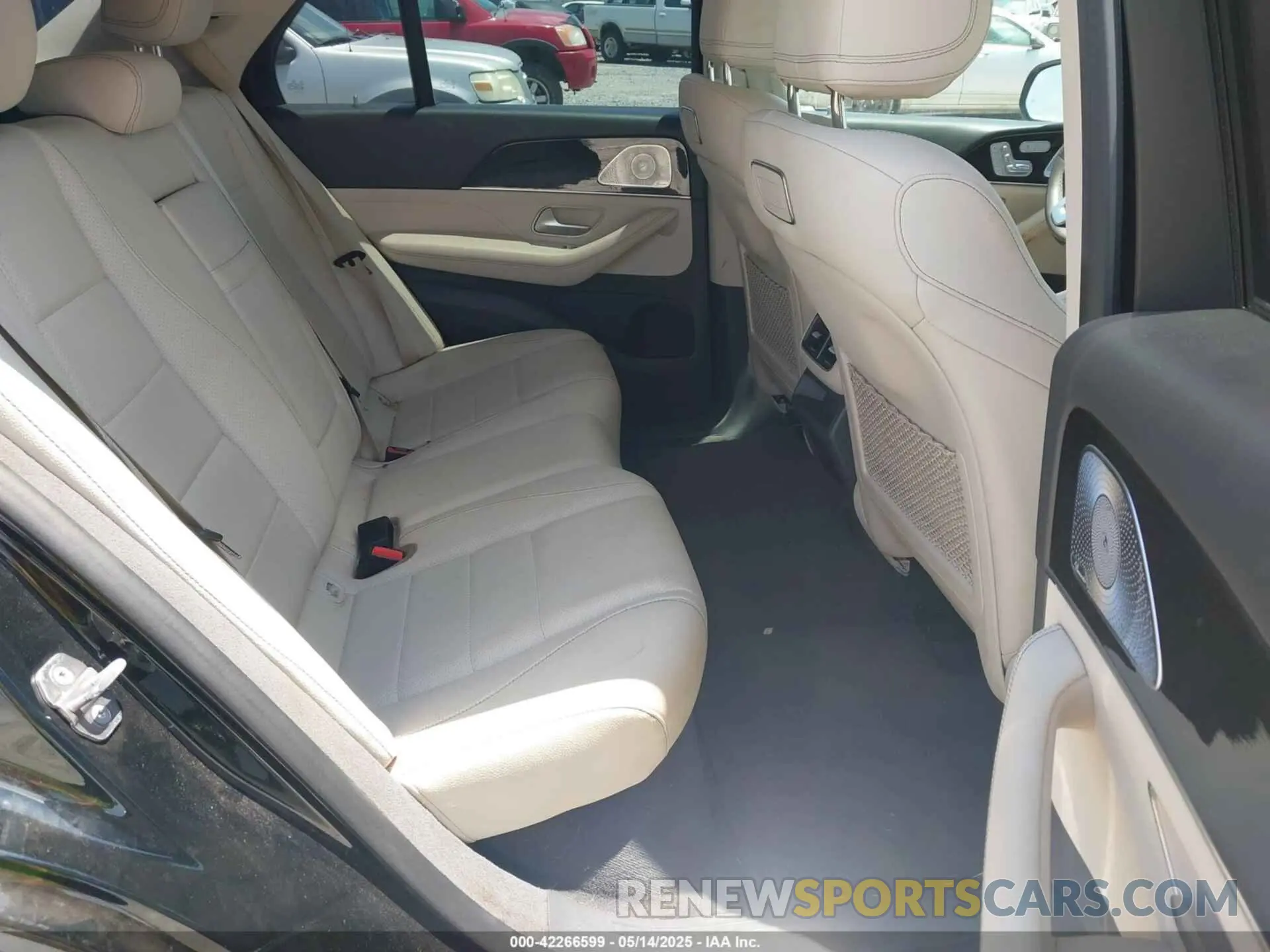 8 Photograph of a damaged car 4JGFB4KB5LA051787 MERCEDES-BENZ GLE 350 2020
