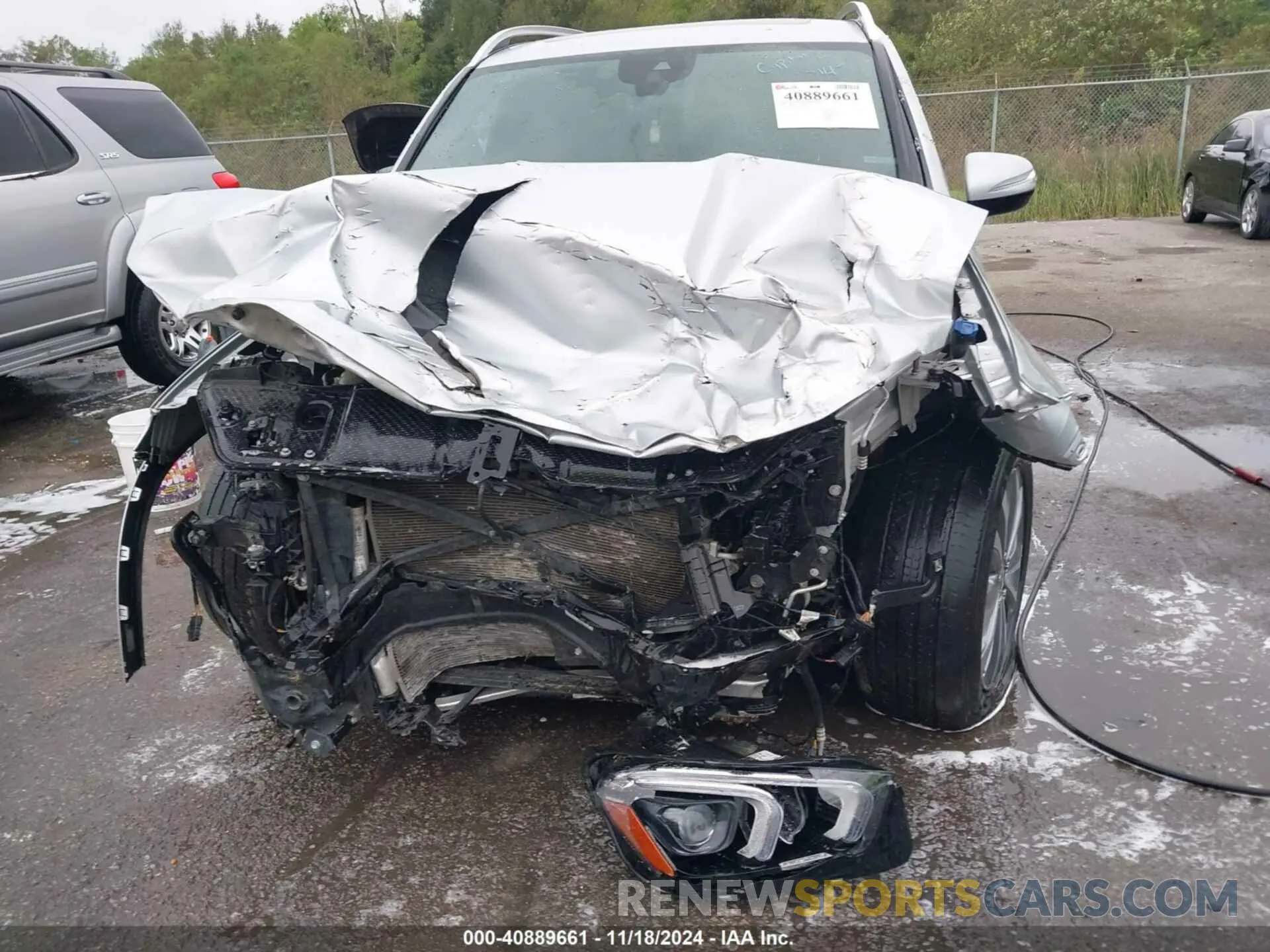 12 Photograph of a damaged car 4JGFB4KB5LA078147 MERCEDES-BENZ GLE 350 2020