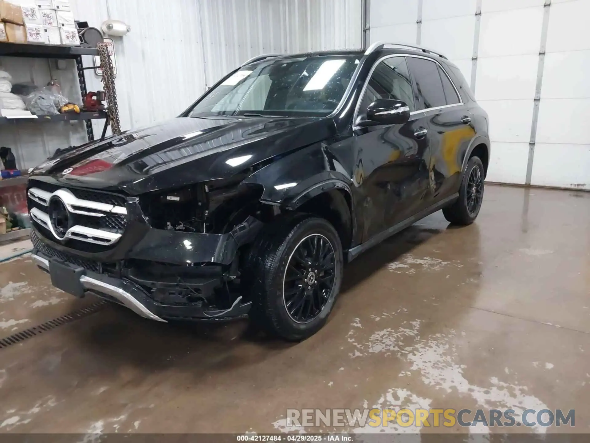 2 Photograph of a damaged car 4JGFB4KB6LA045352 MERCEDES-BENZ GLE 350 2020
