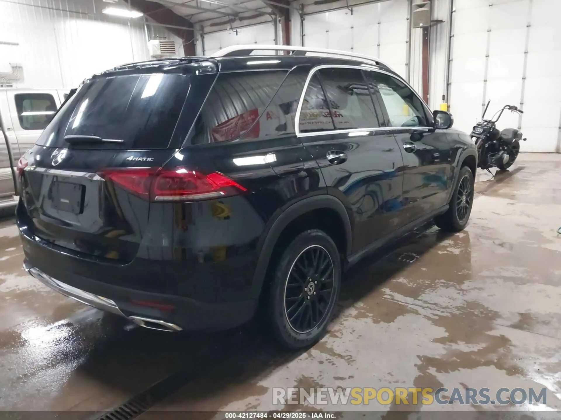 4 Photograph of a damaged car 4JGFB4KB6LA045352 MERCEDES-BENZ GLE 350 2020