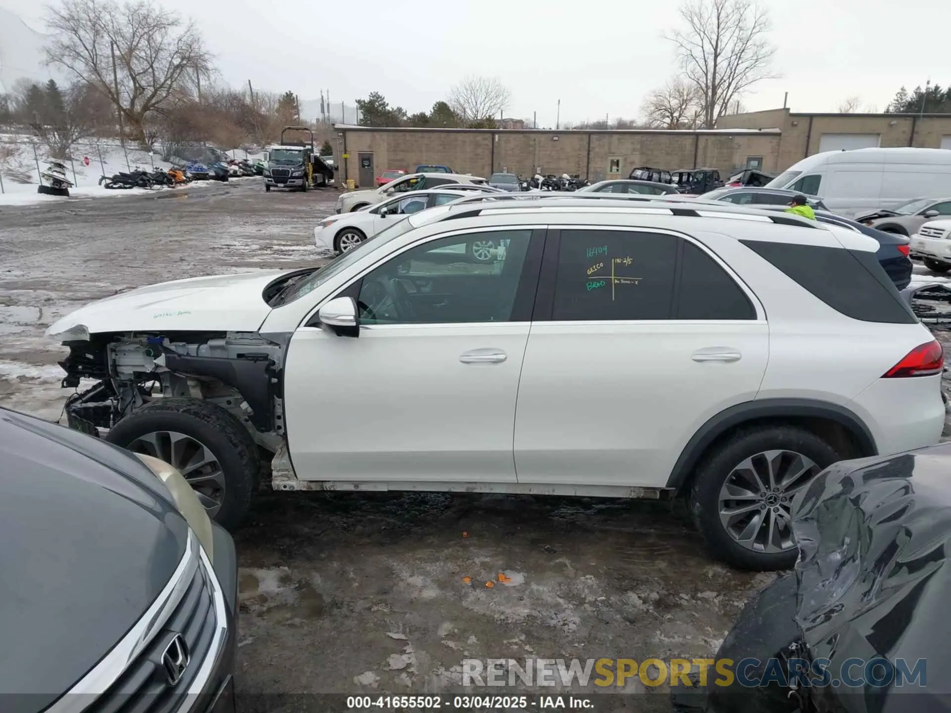 15 Photograph of a damaged car 4JGFB4KB6LA214799 MERCEDES-BENZ GLE 350 2020