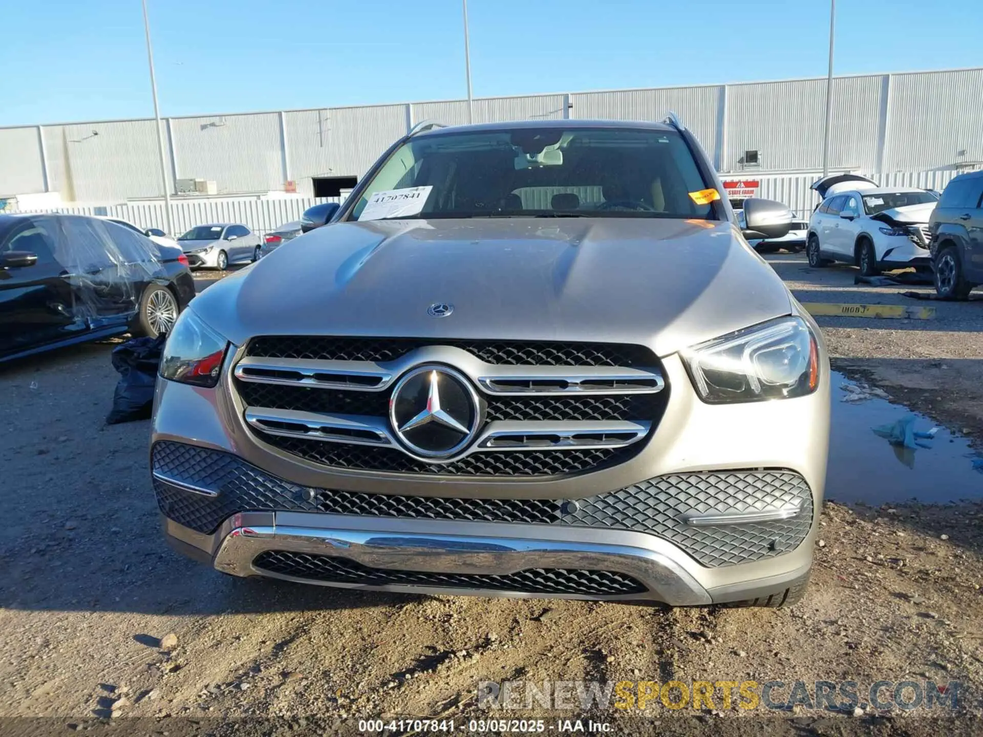 12 Photograph of a damaged car 4JGFB4KB7LA011856 MERCEDES-BENZ GLE 350 2020