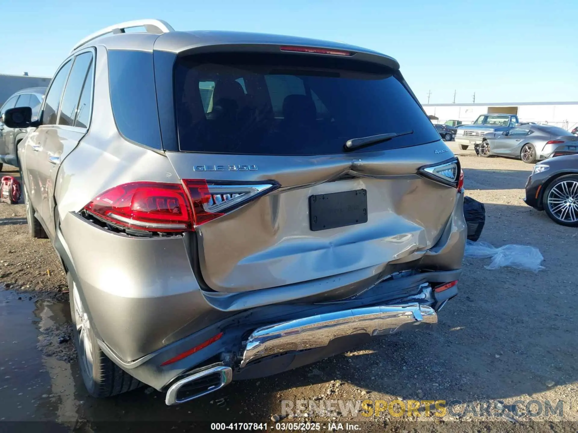6 Photograph of a damaged car 4JGFB4KB7LA011856 MERCEDES-BENZ GLE 350 2020