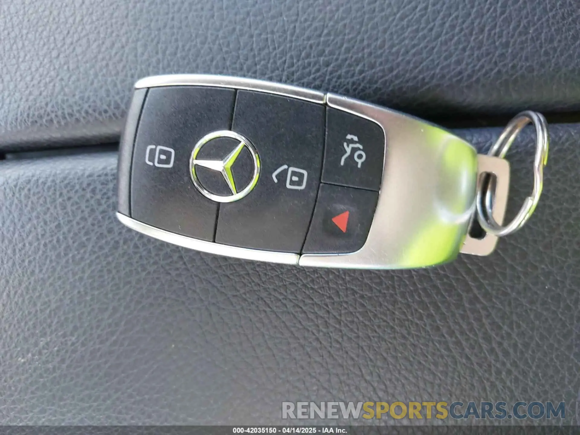 11 Photograph of a damaged car 4JGFB4KB8LA035843 MERCEDES-BENZ GLE 350 2020