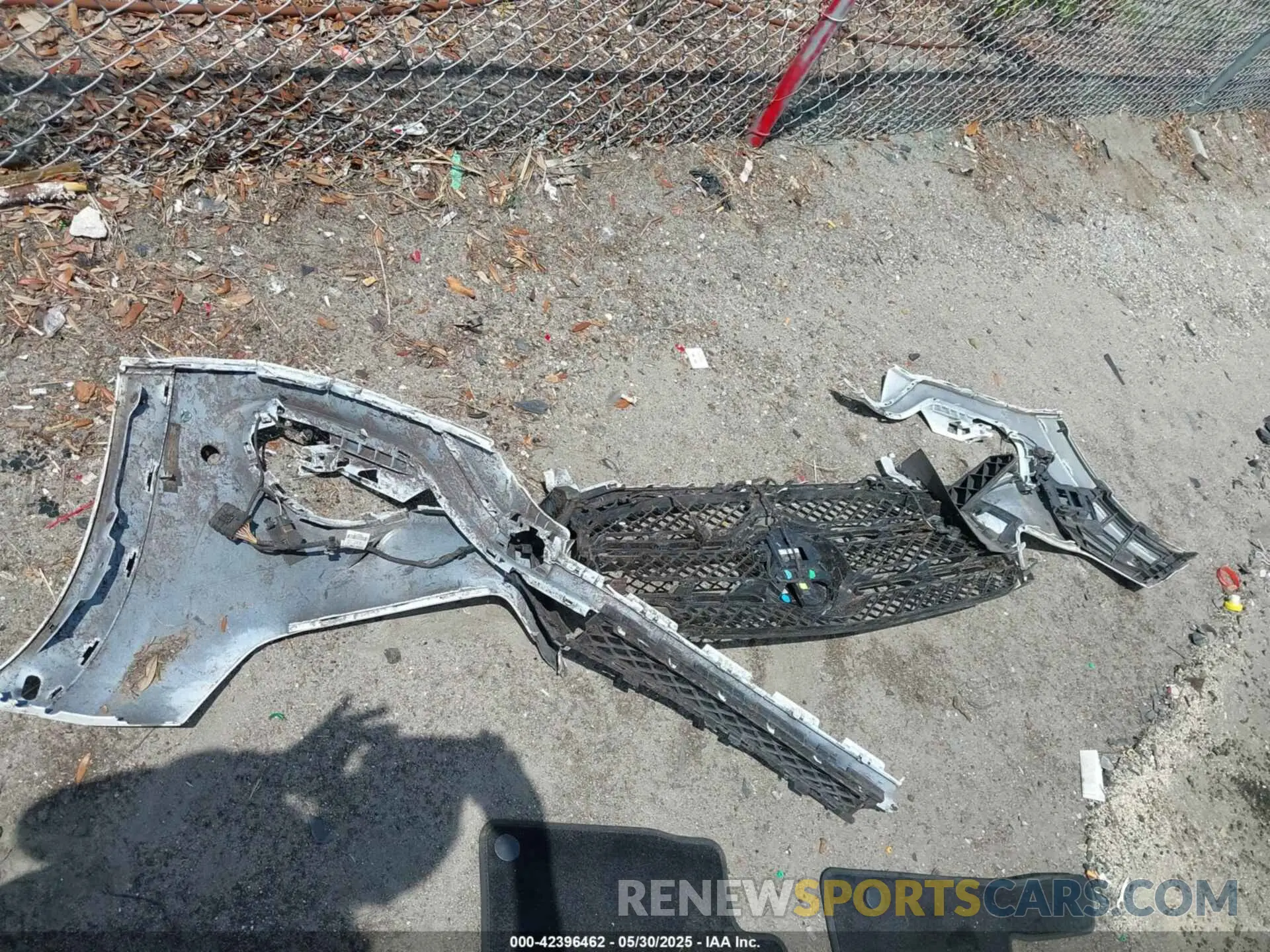 11 Photograph of a damaged car 4JGFB4KB8LA080720 MERCEDES-BENZ GLE 350 2020