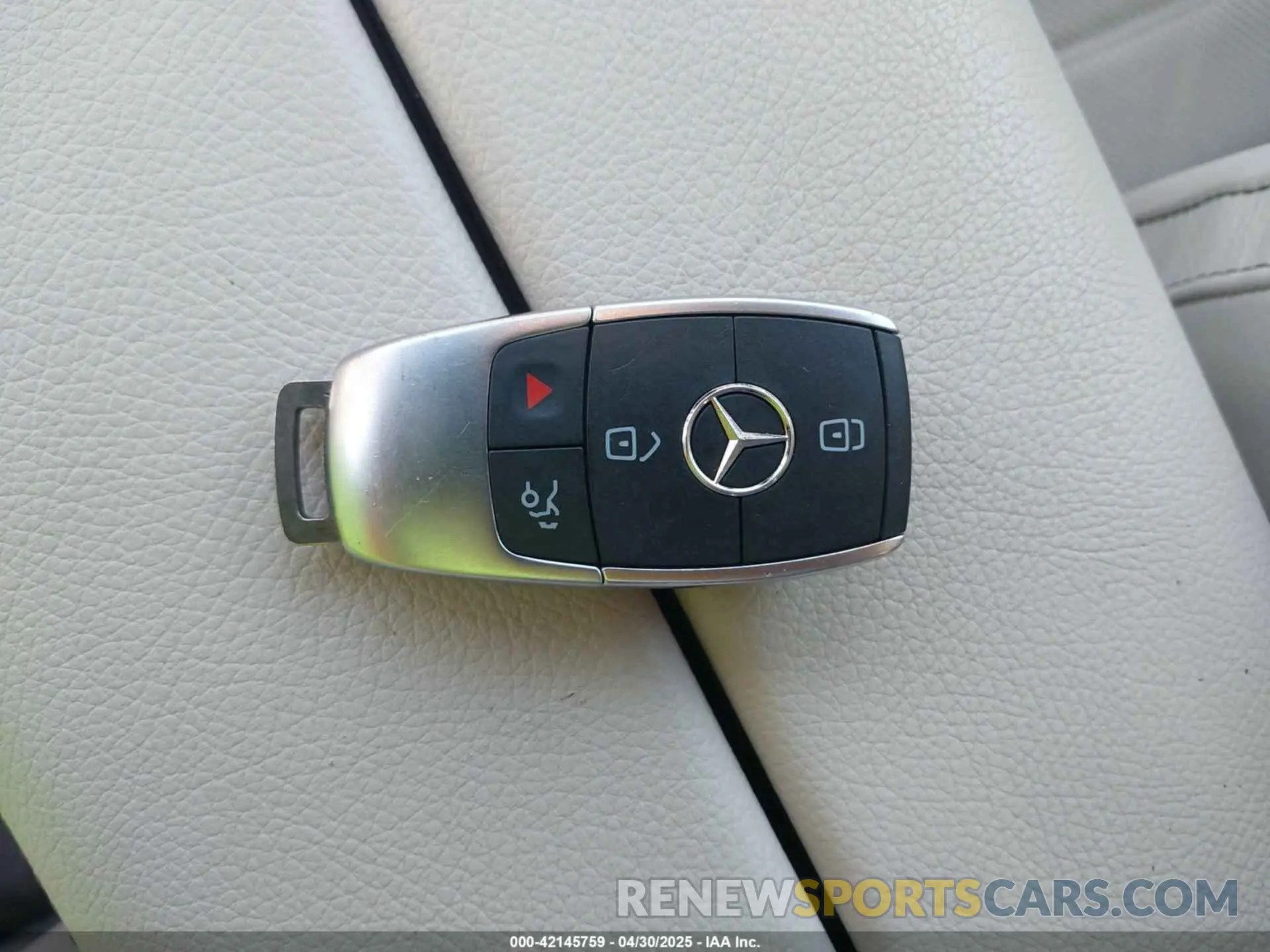 11 Photograph of a damaged car 4JGFB4KBXLA134129 MERCEDES-BENZ GLE 350 2020
