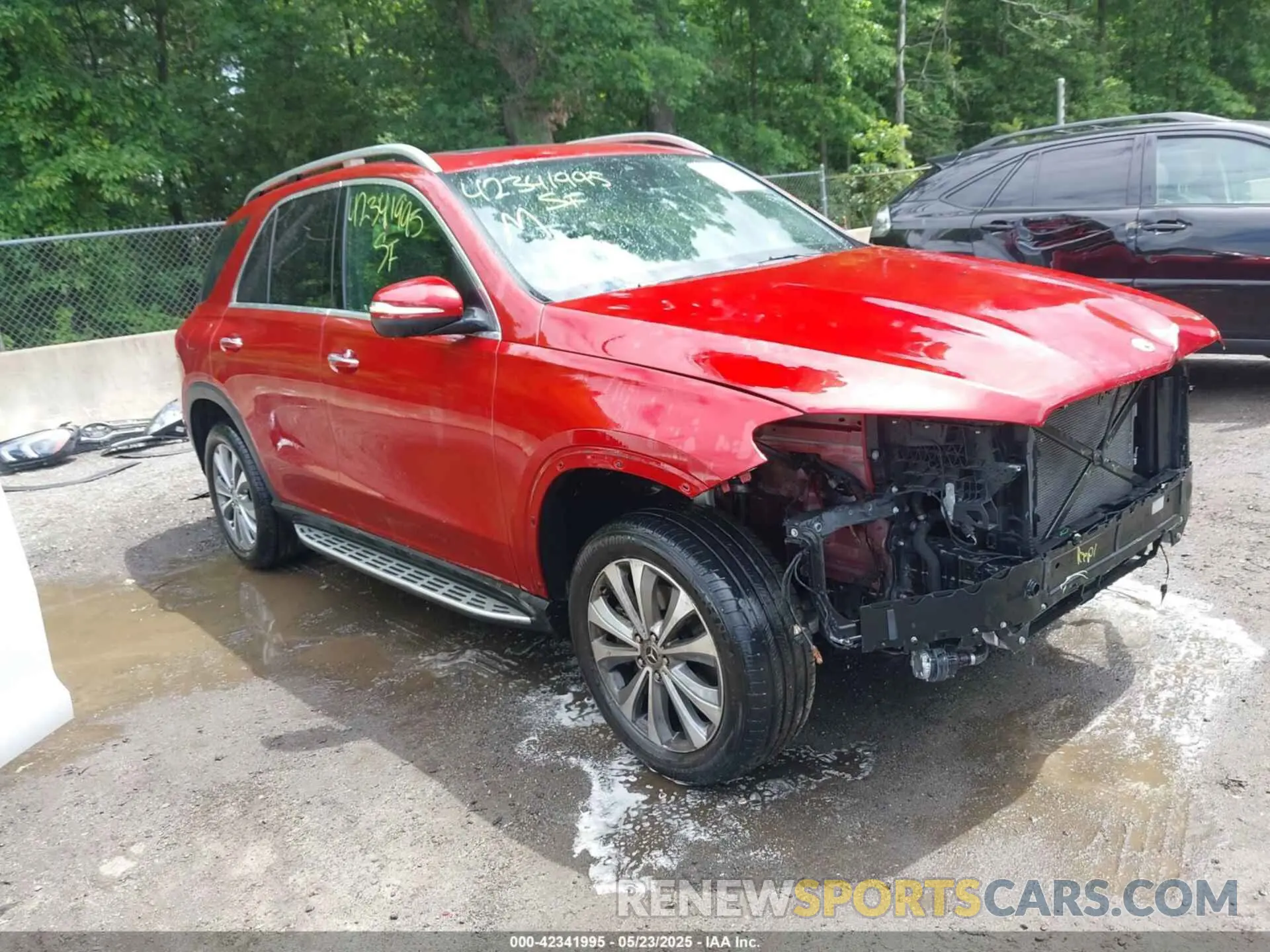 1 Photograph of a damaged car 4JGFB4KE3LA056089 MERCEDES-BENZ GLE 350 2020
