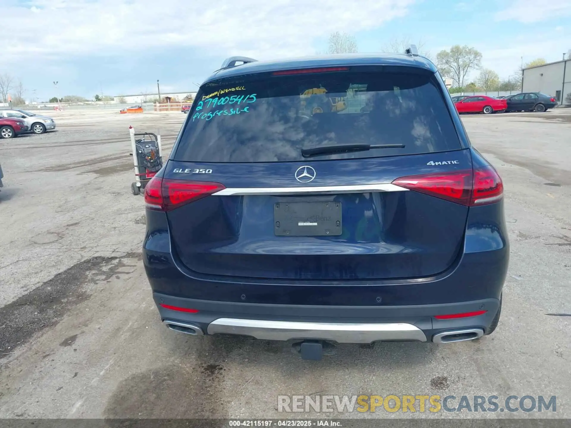 17 Photograph of a damaged car 4JGFB4KE7LA049386 MERCEDES-BENZ GLE 350 2020