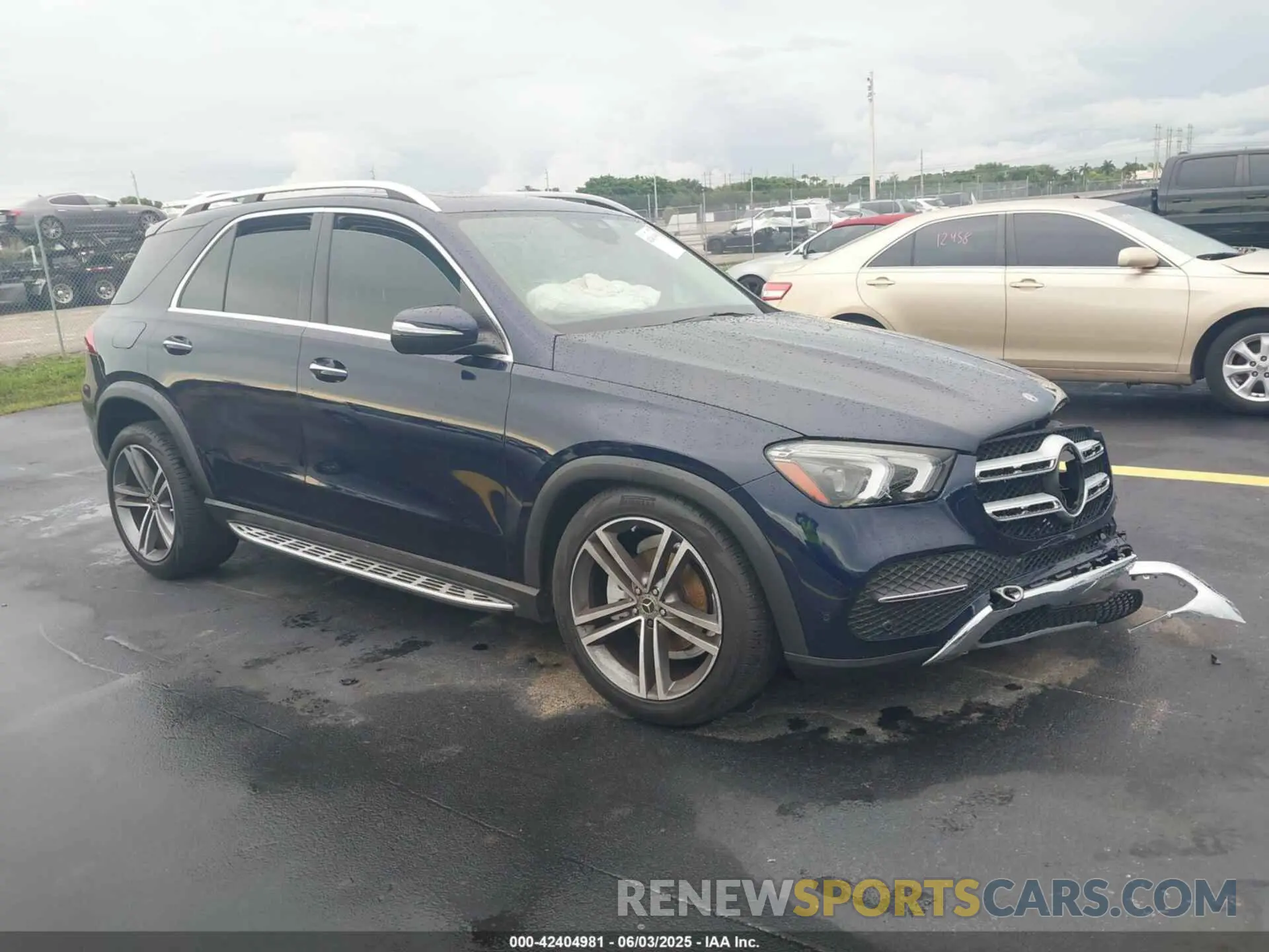 1 Photograph of a damaged car 4JGFB4JB3MA305550 MERCEDES-BENZ GLE 350 2021