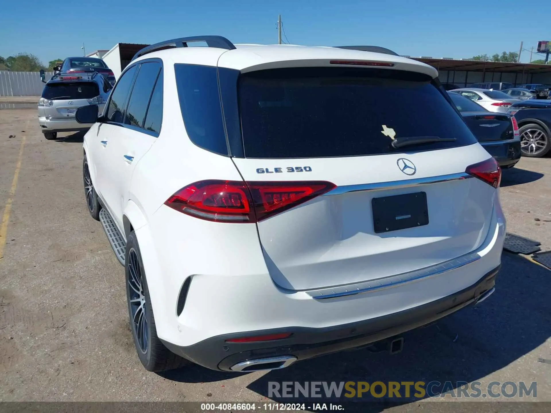 3 Photograph of a damaged car 4JGFB4JB3MA516084 MERCEDES-BENZ GLE 350 2021