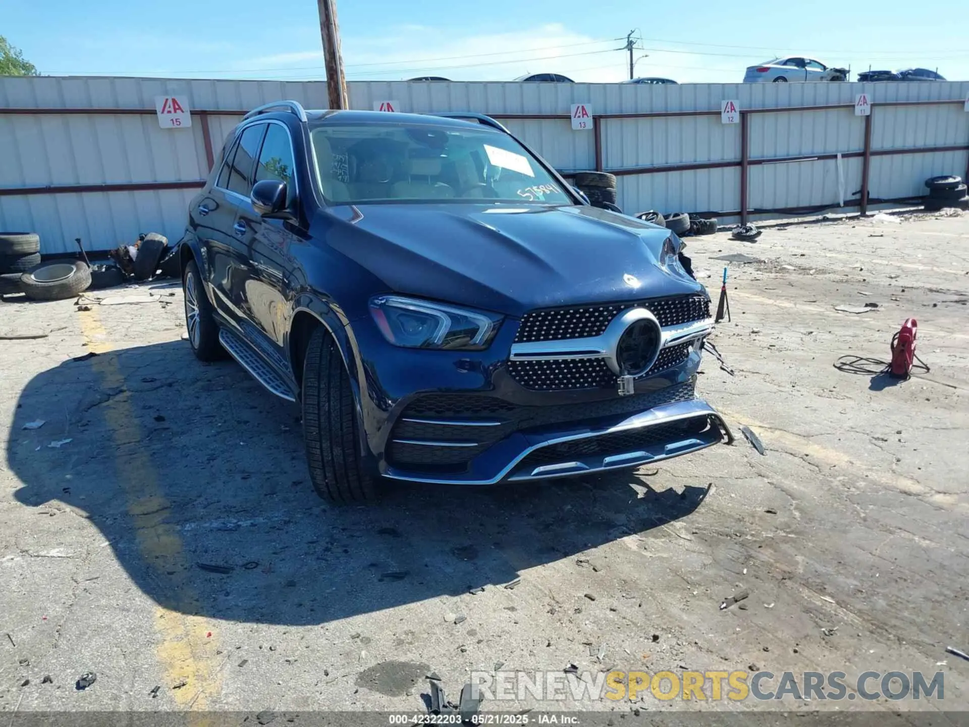 1 Photograph of a damaged car 4JGFB4JB4MA575841 MERCEDES-BENZ GLE 350 2021