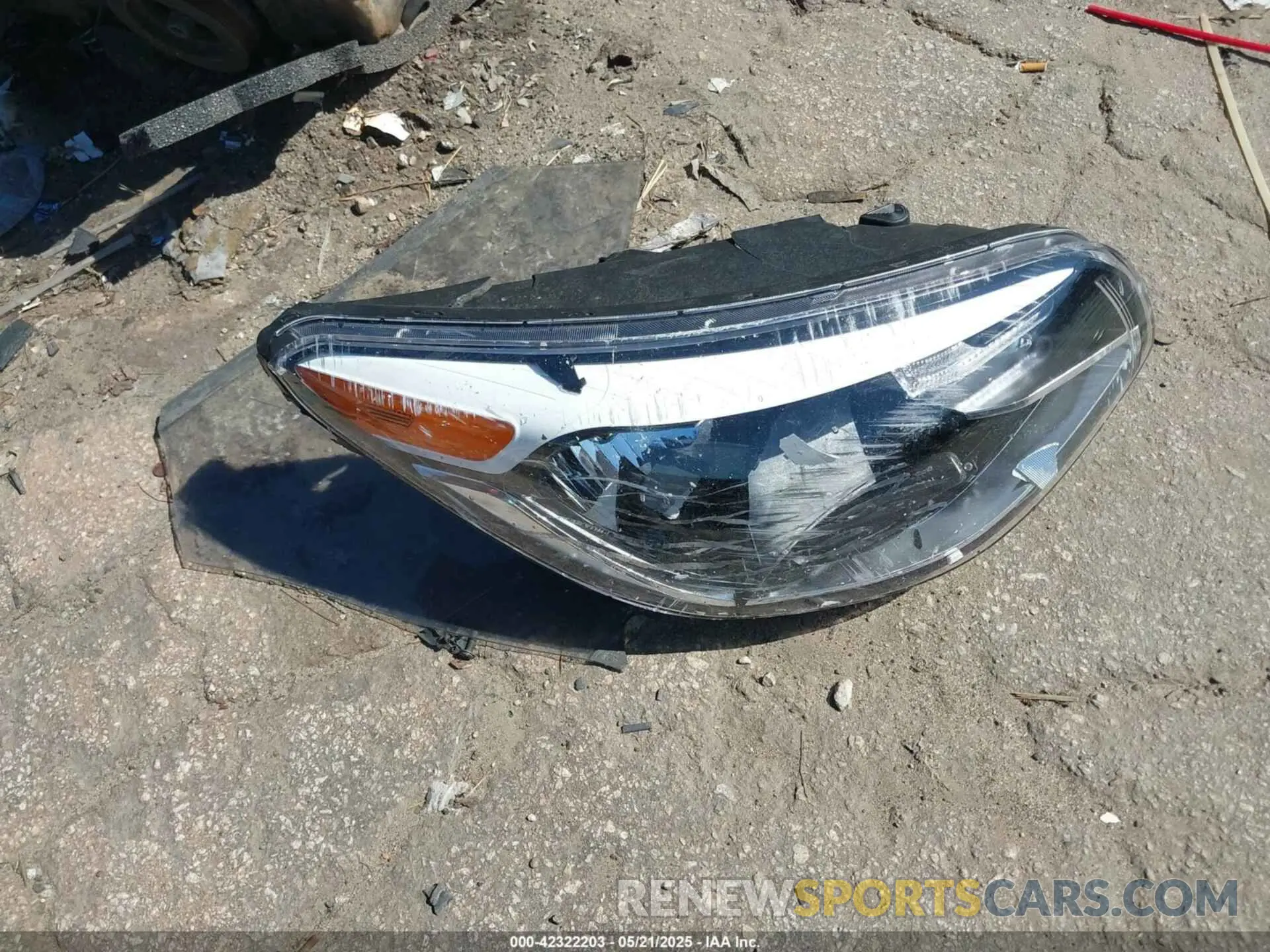 12 Photograph of a damaged car 4JGFB4JB4MA575841 MERCEDES-BENZ GLE 350 2021