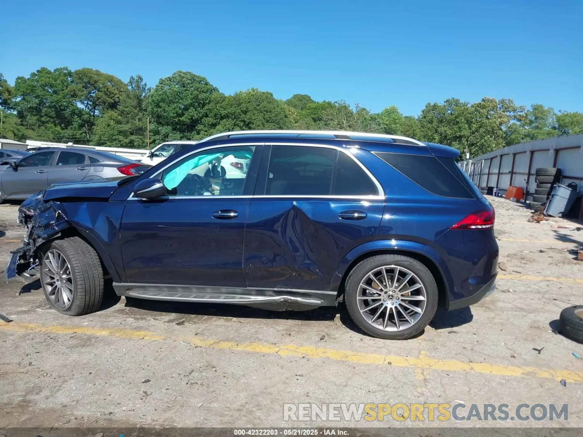 15 Photograph of a damaged car 4JGFB4JB4MA575841 MERCEDES-BENZ GLE 350 2021