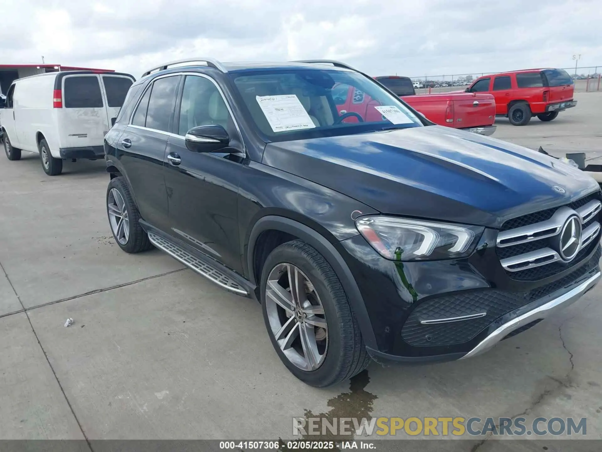 1 Photograph of a damaged car 4JGFB4JB6MA366097 MERCEDES-BENZ GLE 350 2021