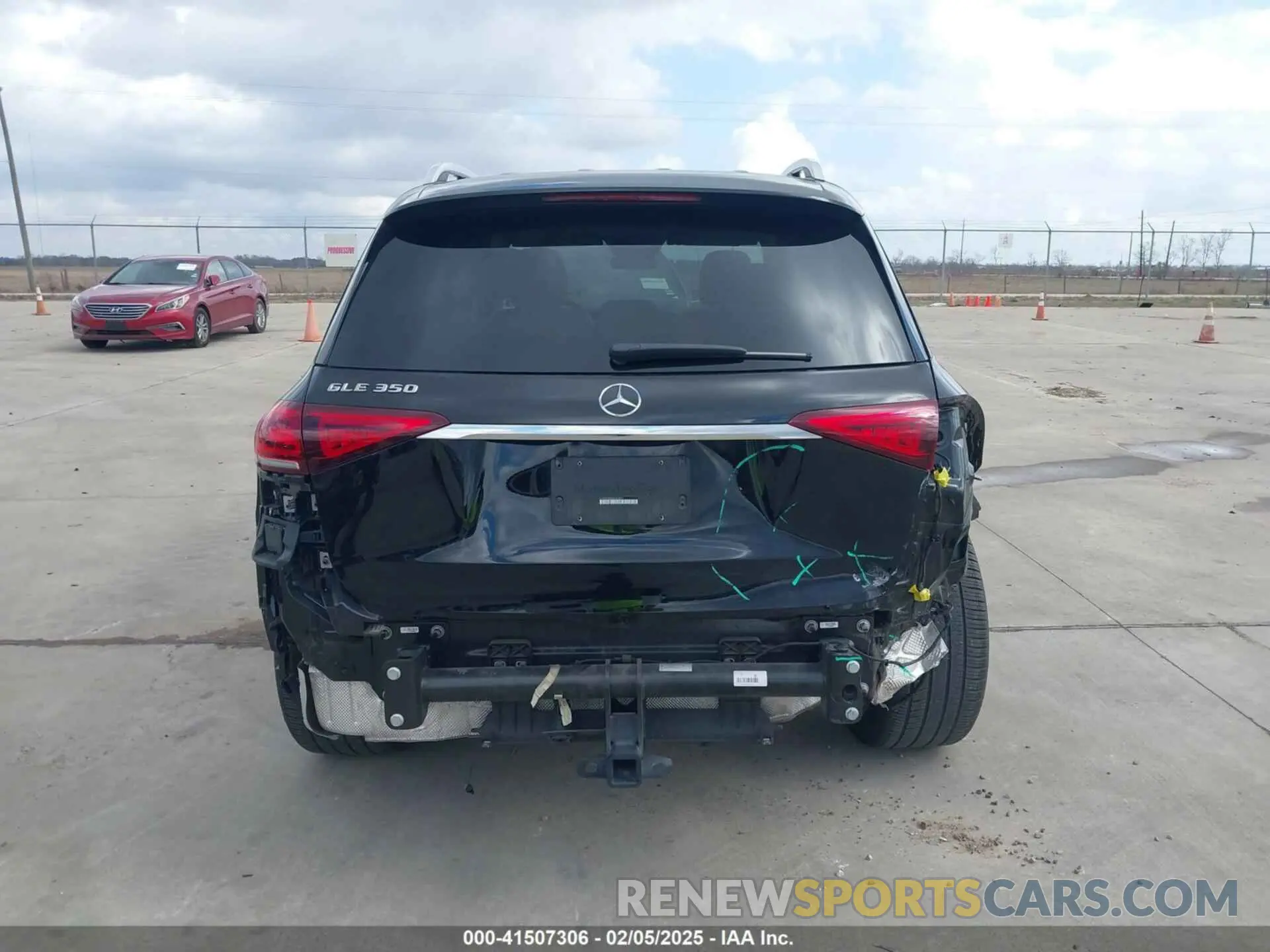 6 Photograph of a damaged car 4JGFB4JB6MA366097 MERCEDES-BENZ GLE 350 2021