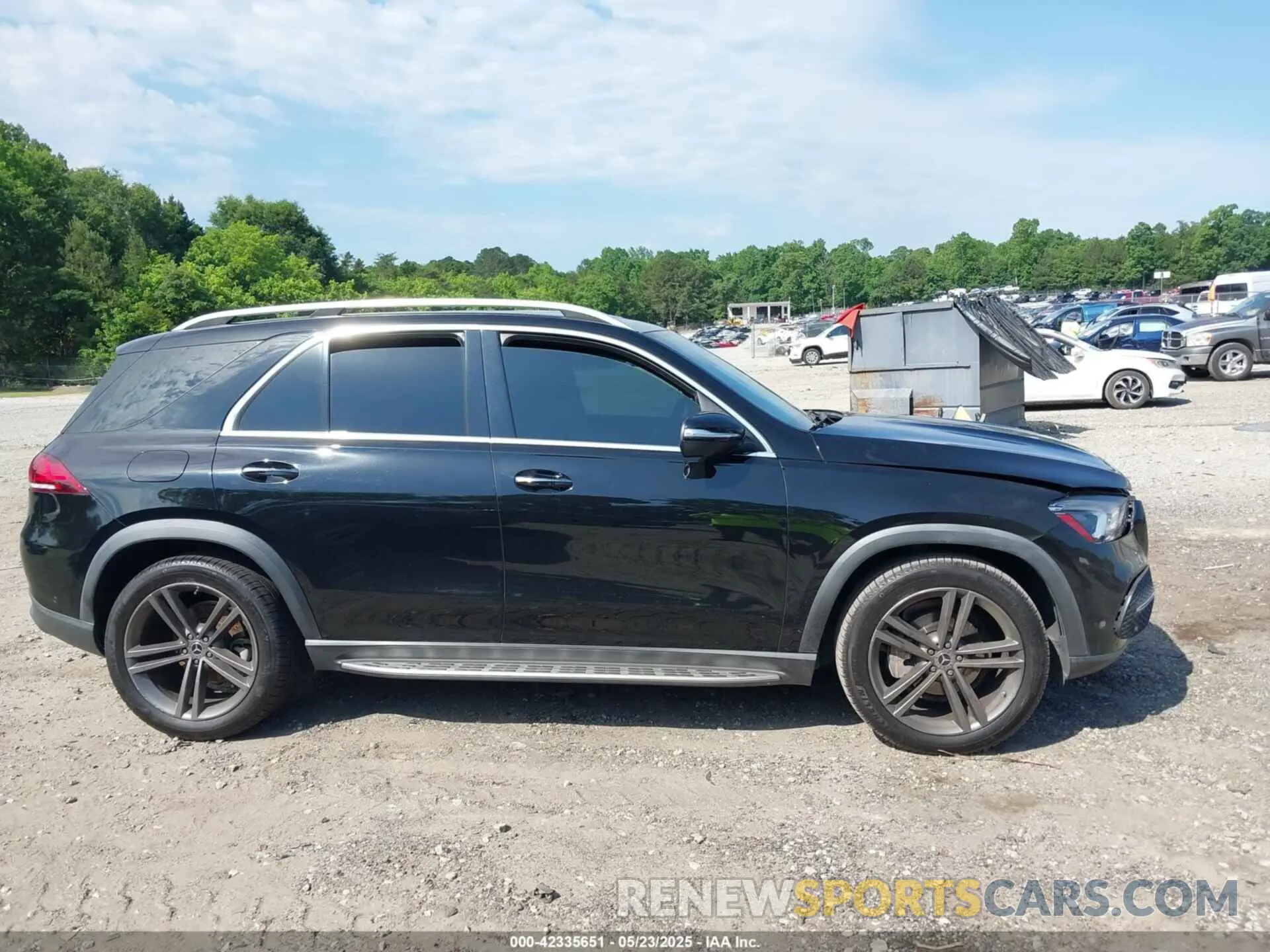 12 Photograph of a damaged car 4JGFB4JB8MA375514 MERCEDES-BENZ GLE 350 2021