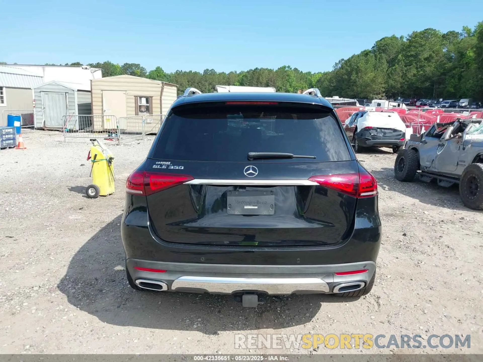 15 Photograph of a damaged car 4JGFB4JB8MA375514 MERCEDES-BENZ GLE 350 2021