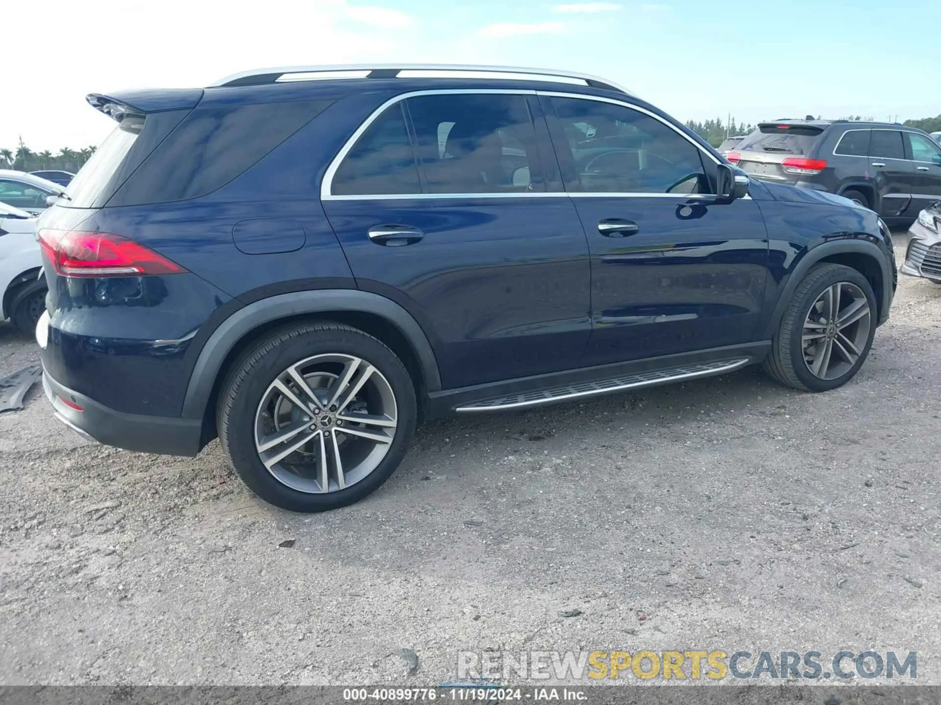 4 Photograph of a damaged car 4JGFB4JB9MA362657 MERCEDES-BENZ GLE 350 2021