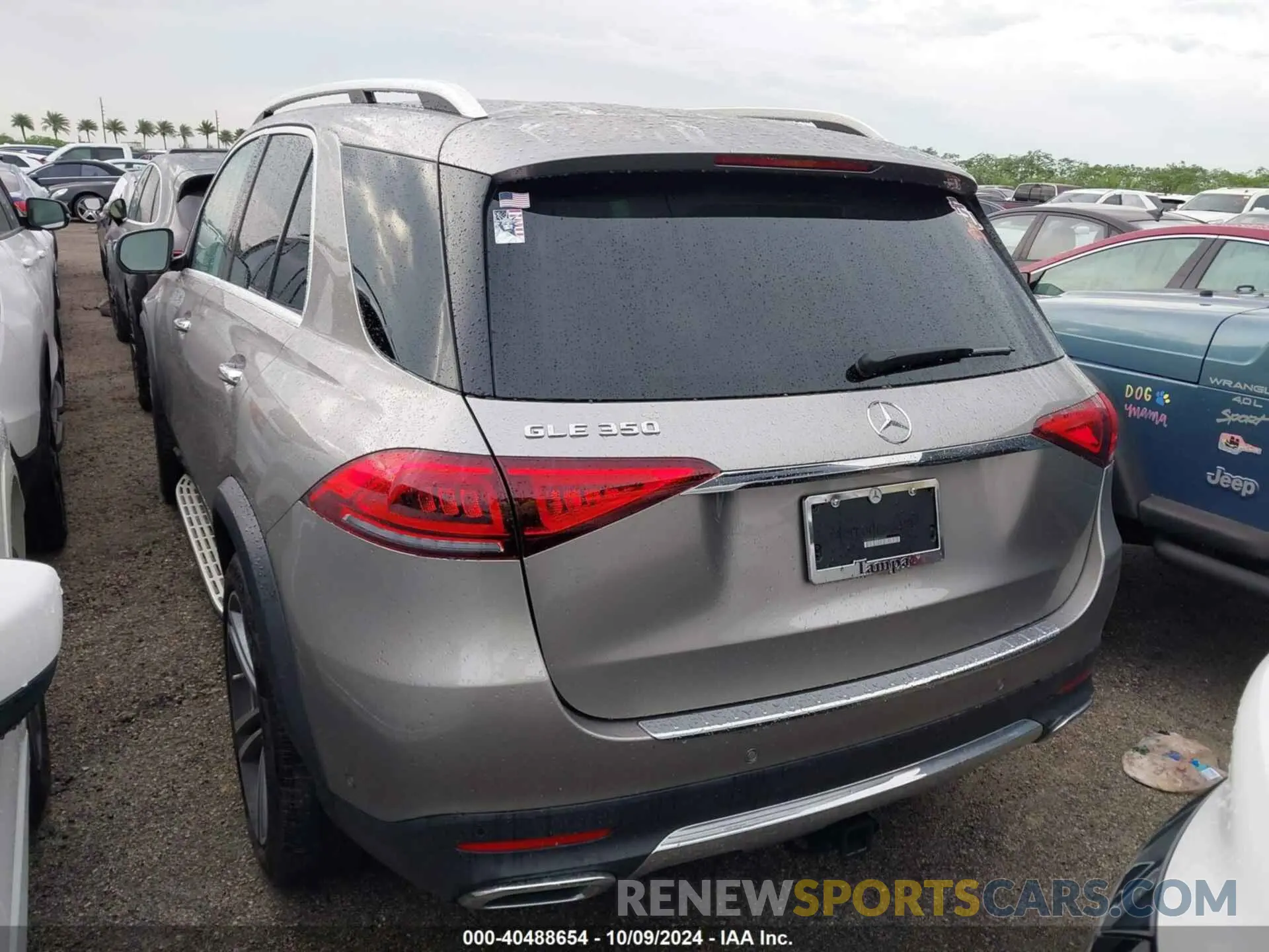 3 Photograph of a damaged car 4JGFB4JE6MA465027 MERCEDES-BENZ GLE 350 2021