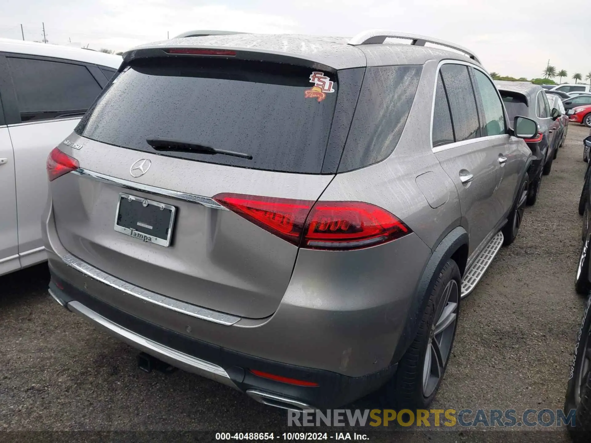 4 Photograph of a damaged car 4JGFB4JE6MA465027 MERCEDES-BENZ GLE 350 2021
