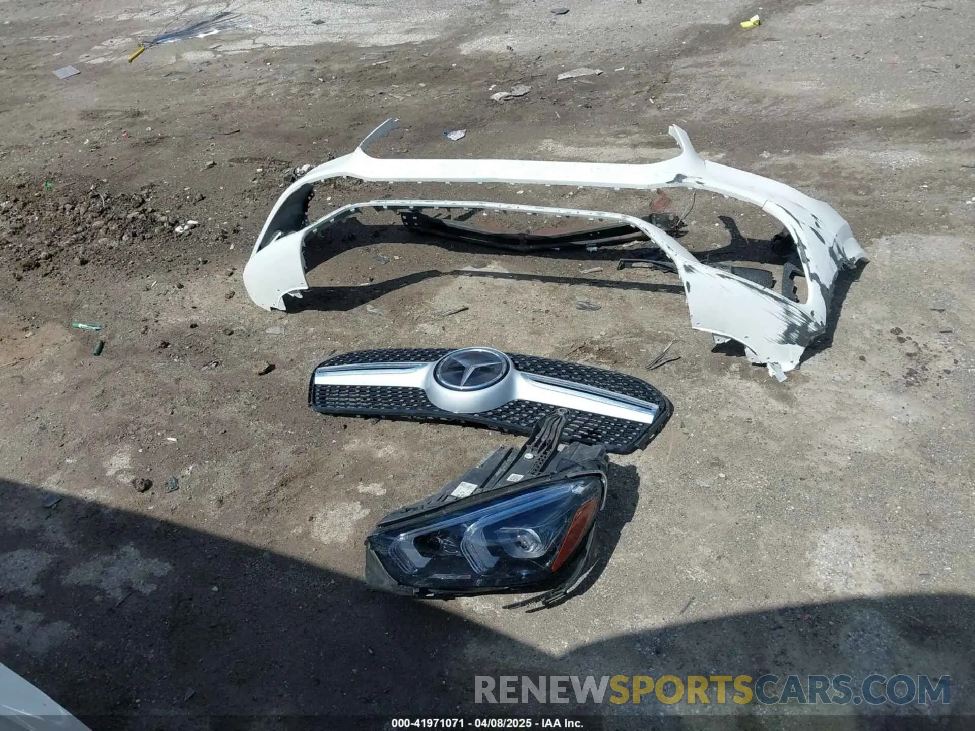 12 Photograph of a damaged car 4JGFB4KB4MA395175 MERCEDES-BENZ GLE 350 2021